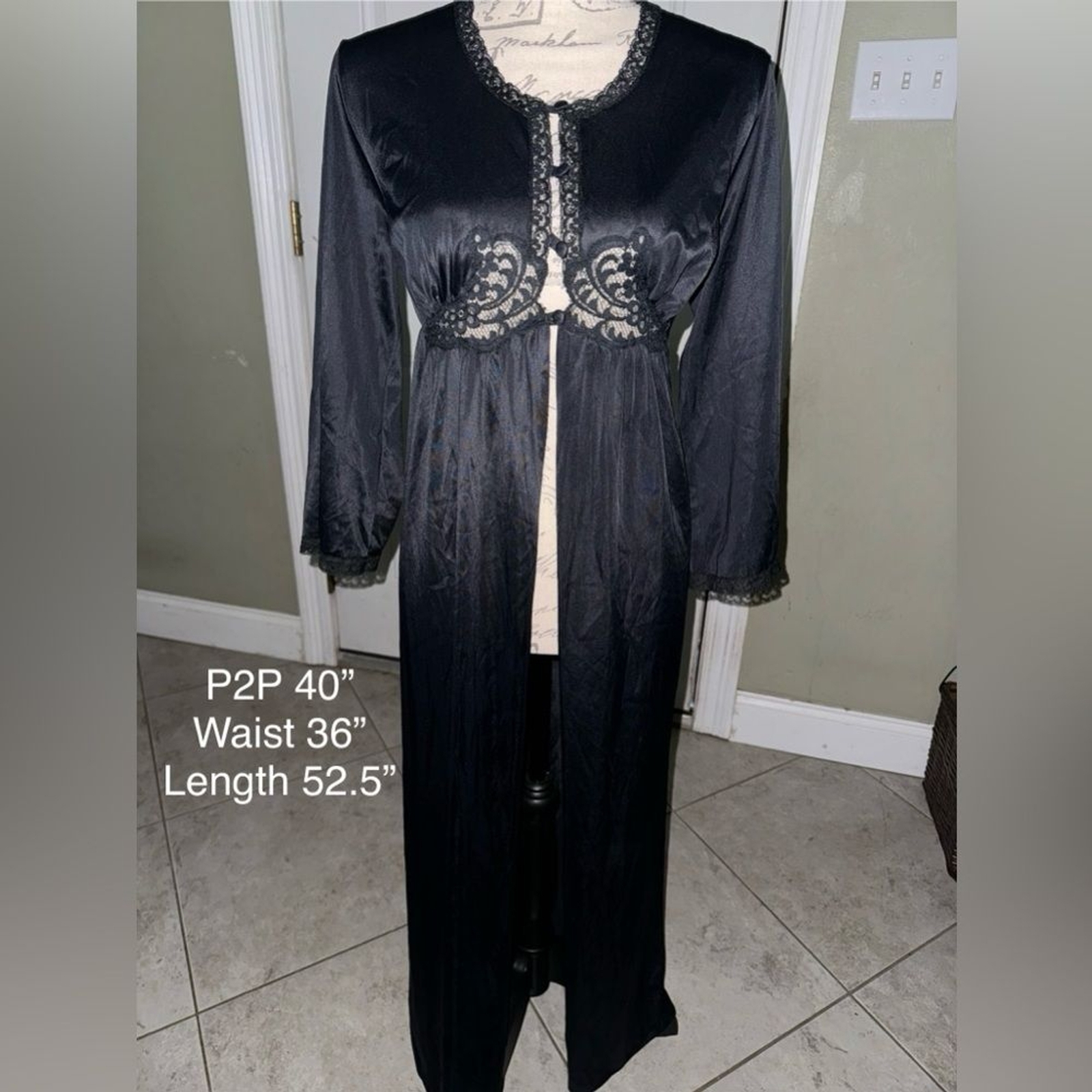 Vintage 1960s Sears Robe/Nightgown Roebuck and Co. 32-34 VGUC