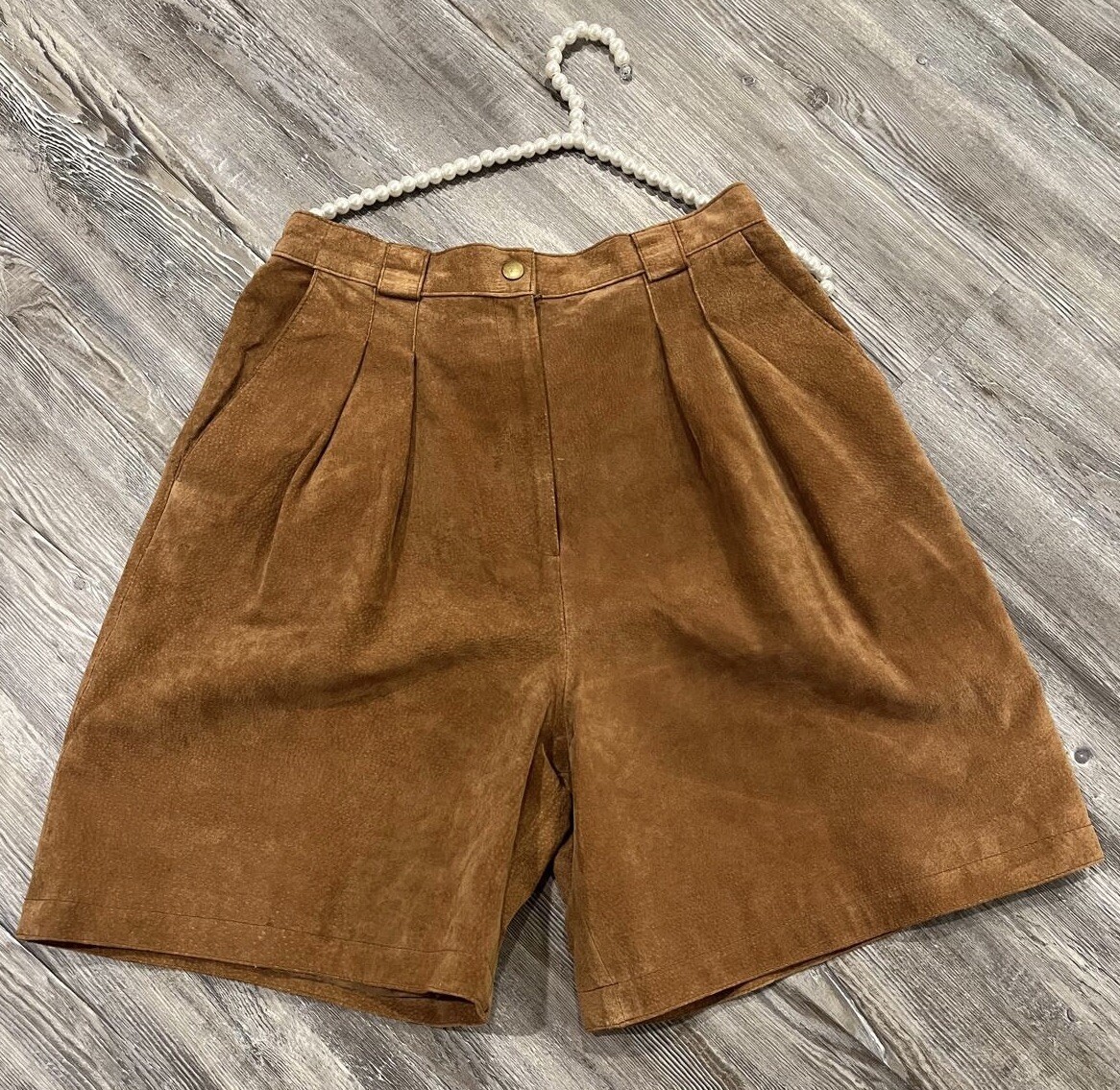 VTG 90s Winlit Brown 100% Suede Leather High Waisted Pleated Front Mom Shorts 14