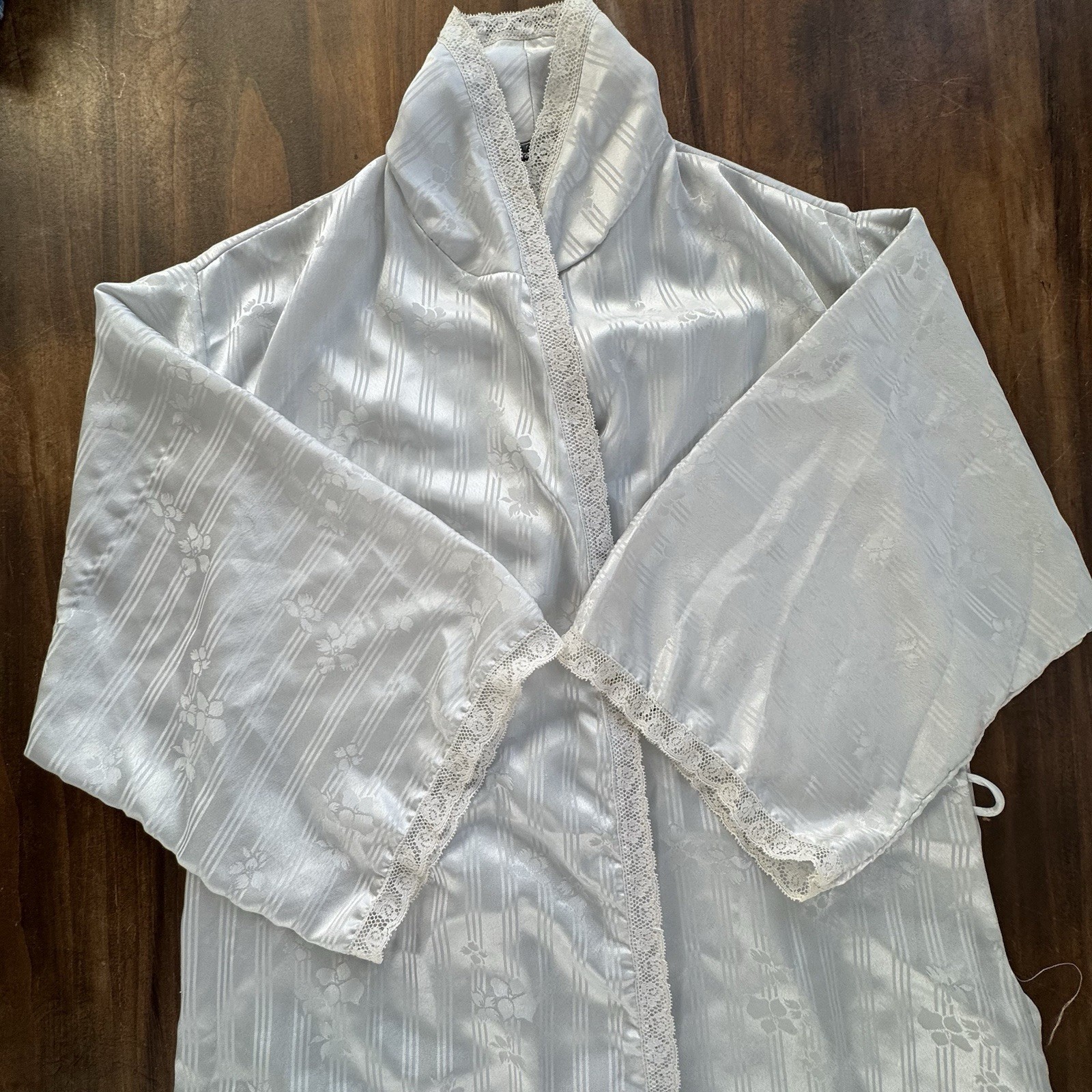 Vtg Christian Dior Night Robe Womens 34 Inch Light Gray Striped Lingerie Lounge