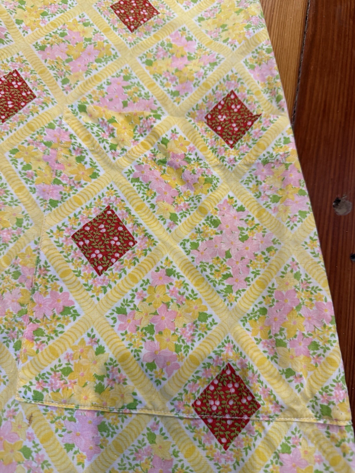 Vintage 1960s Women’s Homemade Shift House Dress Yellow W/ Flowers