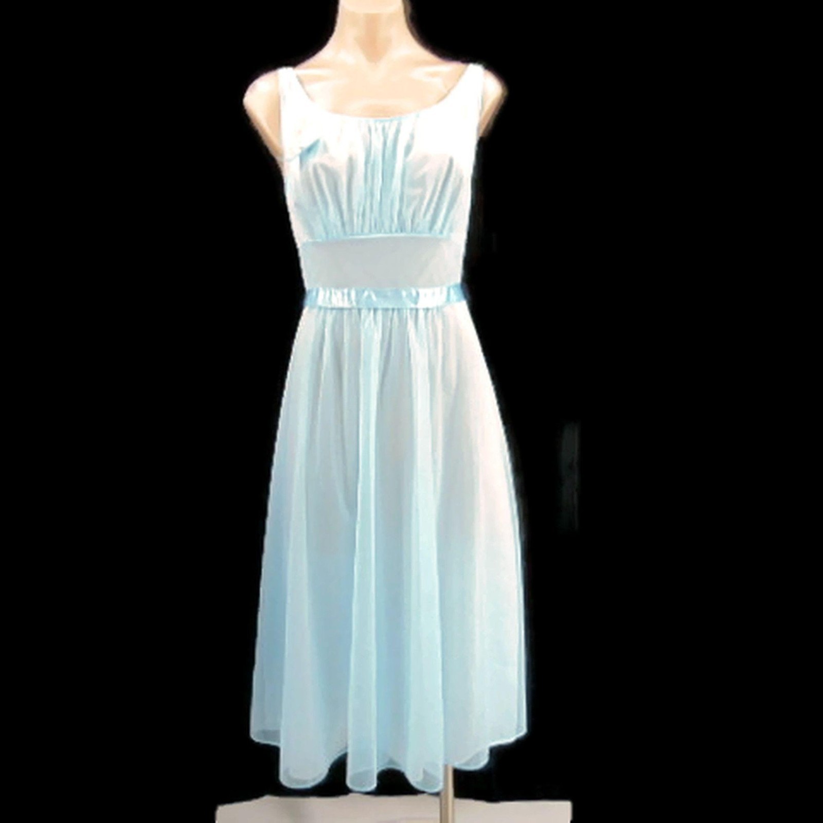 Vanity Fair Vintage 50s Blue Nightgown Size 32 Ribbon Trim Double Nylon Lace