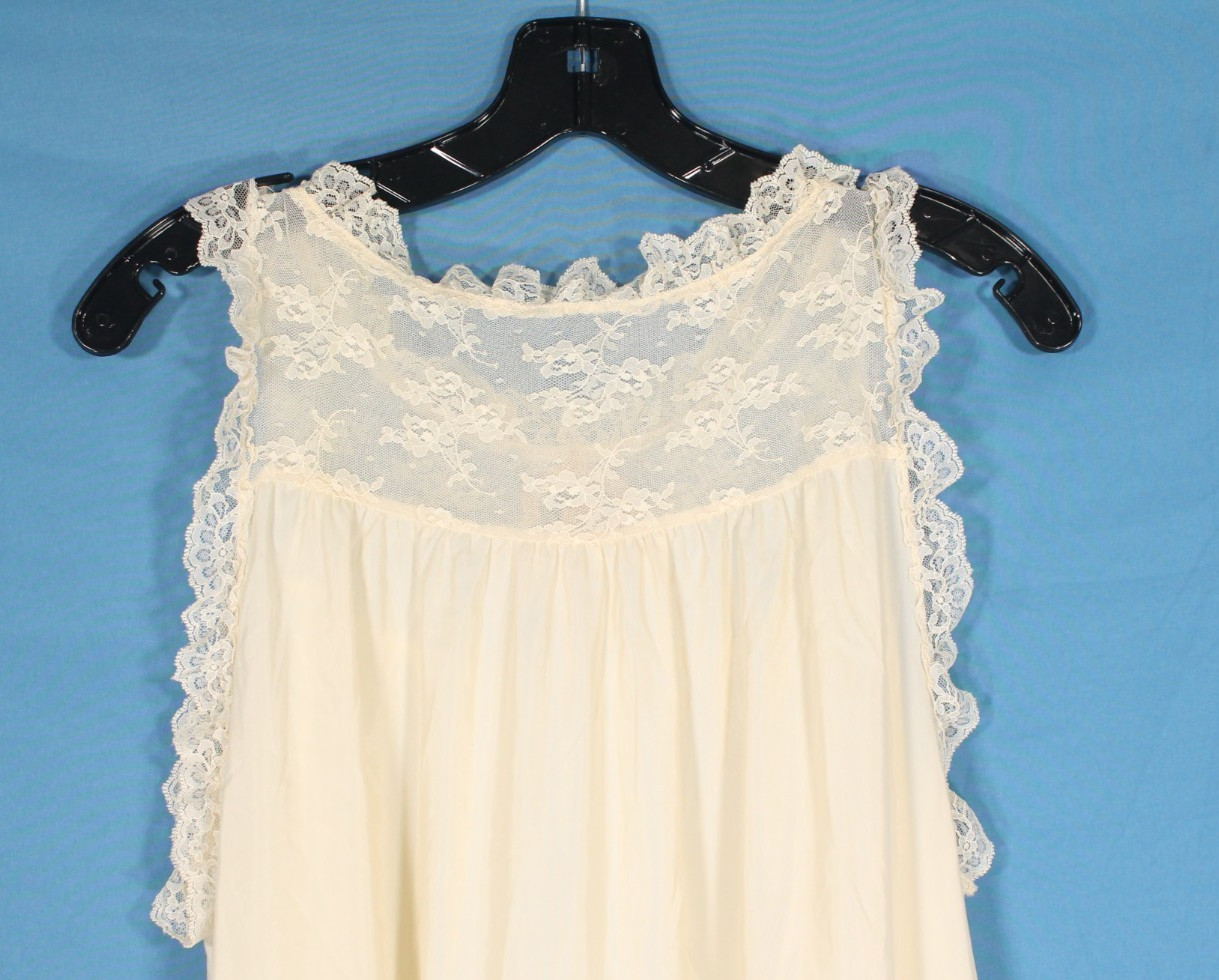 VTG GILEAD Ivory NYLON/CHIFFON Lace Detail LOUNGE Peignoir ROBE/NIGHTGOWN SET S