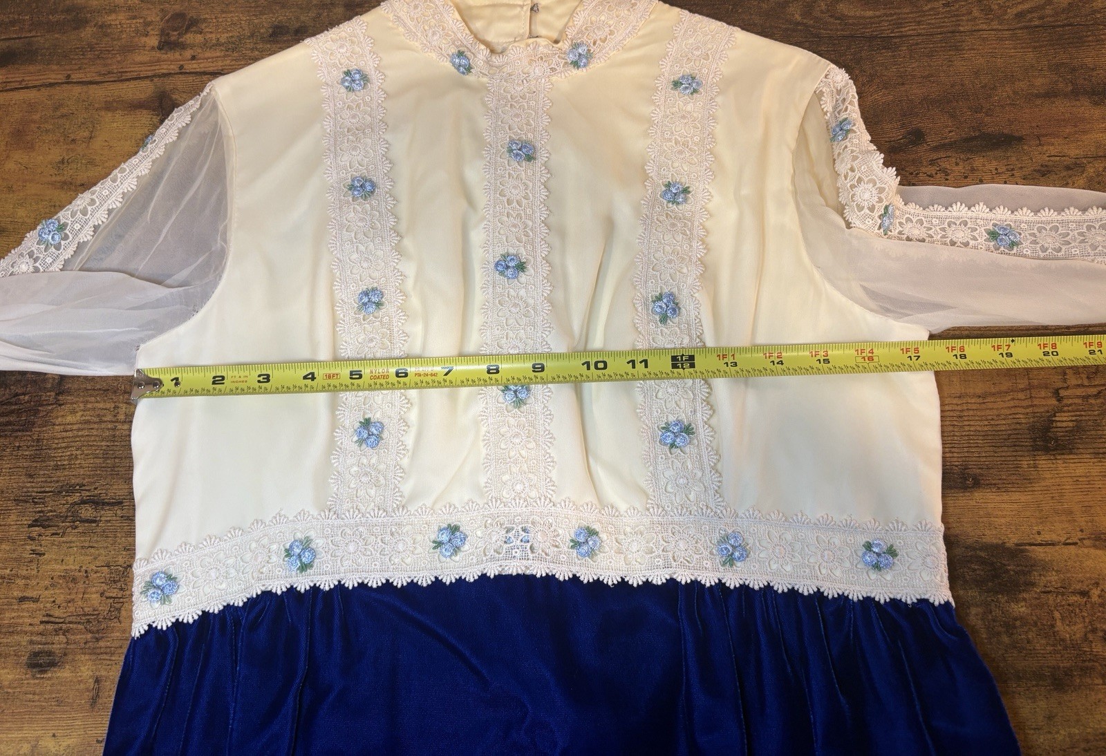 Vintage 1970s Blue Beige Chiffon Velvet Maxi Dress Lace Bodice Sz Medium?