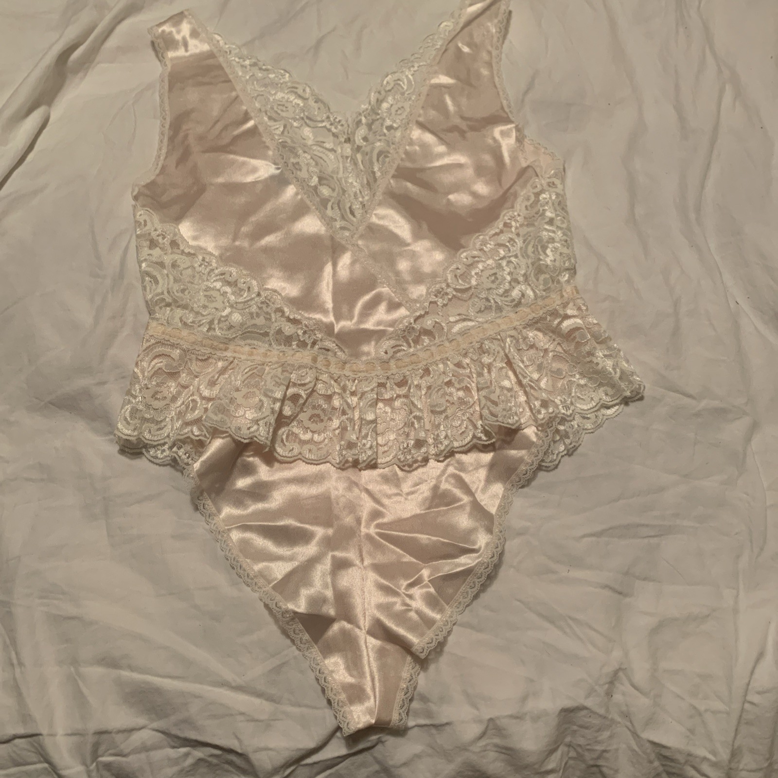 Vintage Dead Stock Lily Of France Teddy Medium Peach Satin Ivory Lace 1980’s