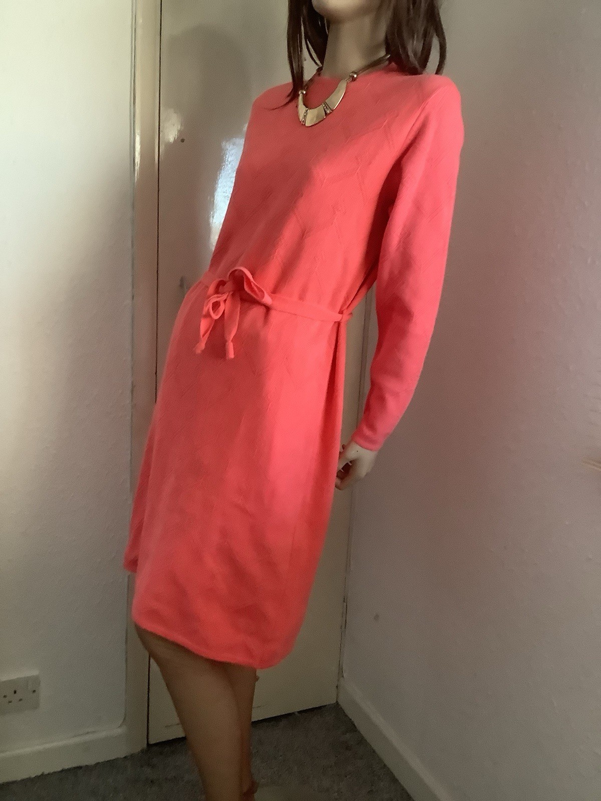 Vintage 1970s Coral Salmon Pink Knitted Dress 16