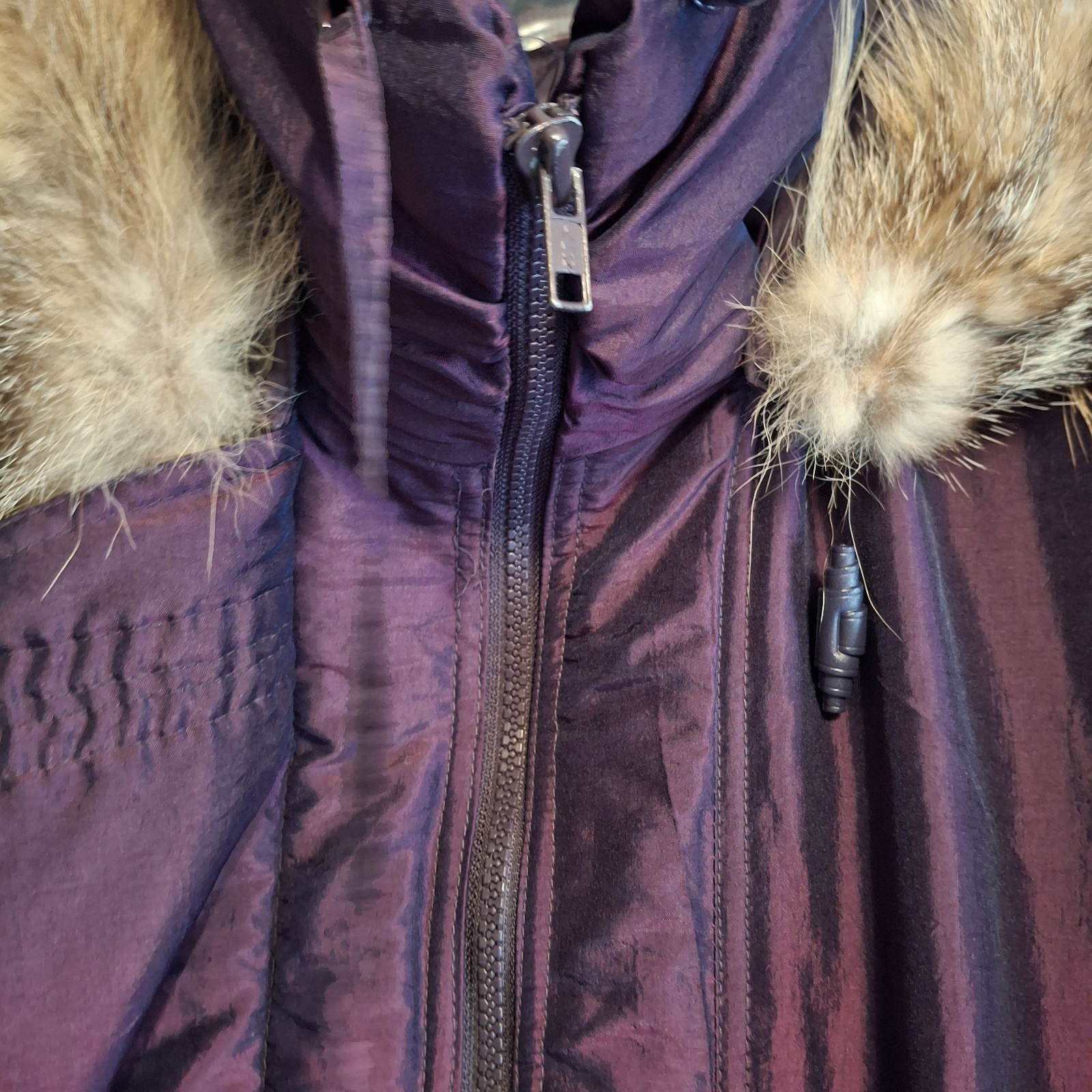 VTG 90’s Mainframe Burgundy 3x/4x Woman’s Parka Jacket with Dyed Fox fur hood