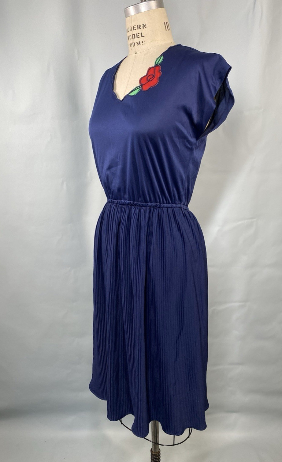 Vintage Dress SIZE MEDIUM 11 blue JERELL OF TEXAS rose 70s 80s stretch waist