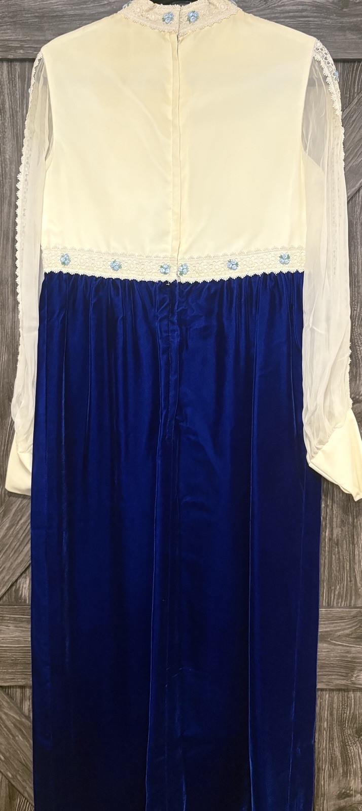 Vintage 1970s Blue Beige Chiffon Velvet Maxi Dress Lace Bodice Sz Medium?