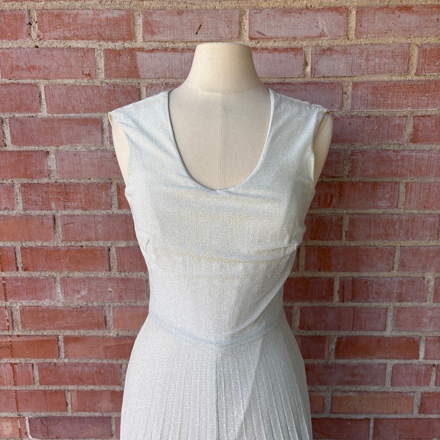 Vtg Miss Shaheen Silver Pleated Wide Leg Jumpsuit Size 10 Disco Retro