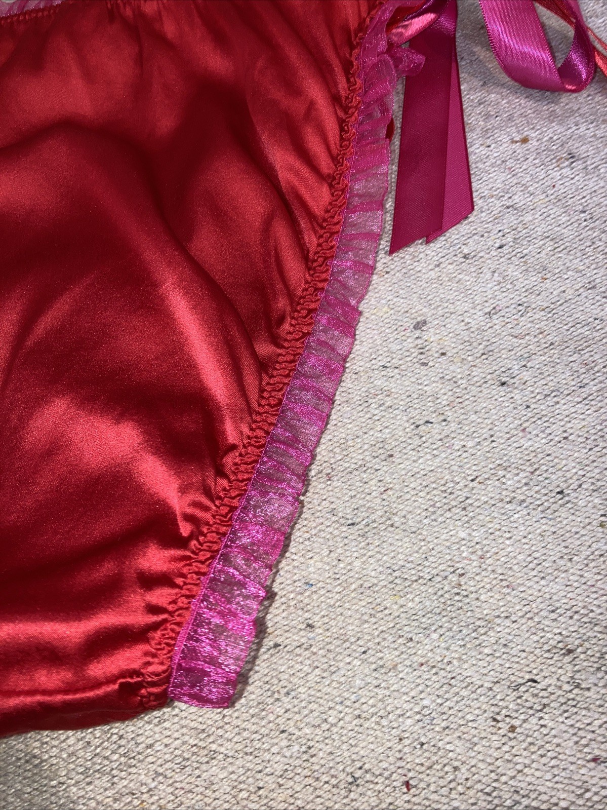Victoria’s Secret Red Silk Satin Pink Ribbon Side Tie String Bikini Panties M L