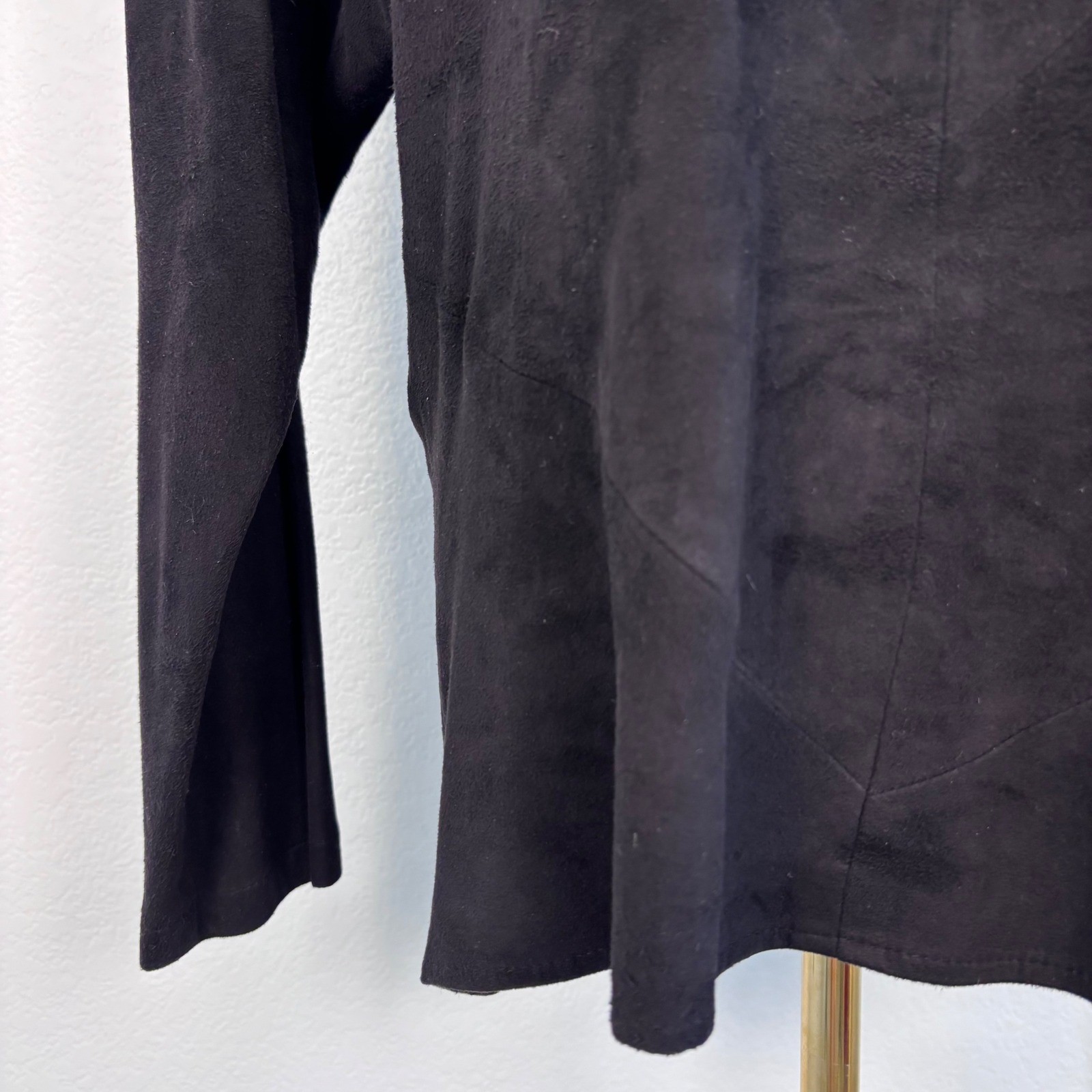 Vintage West Bay Saks Fifth Avenue Black Lamb Suede Padded Shoulder Top Size 6