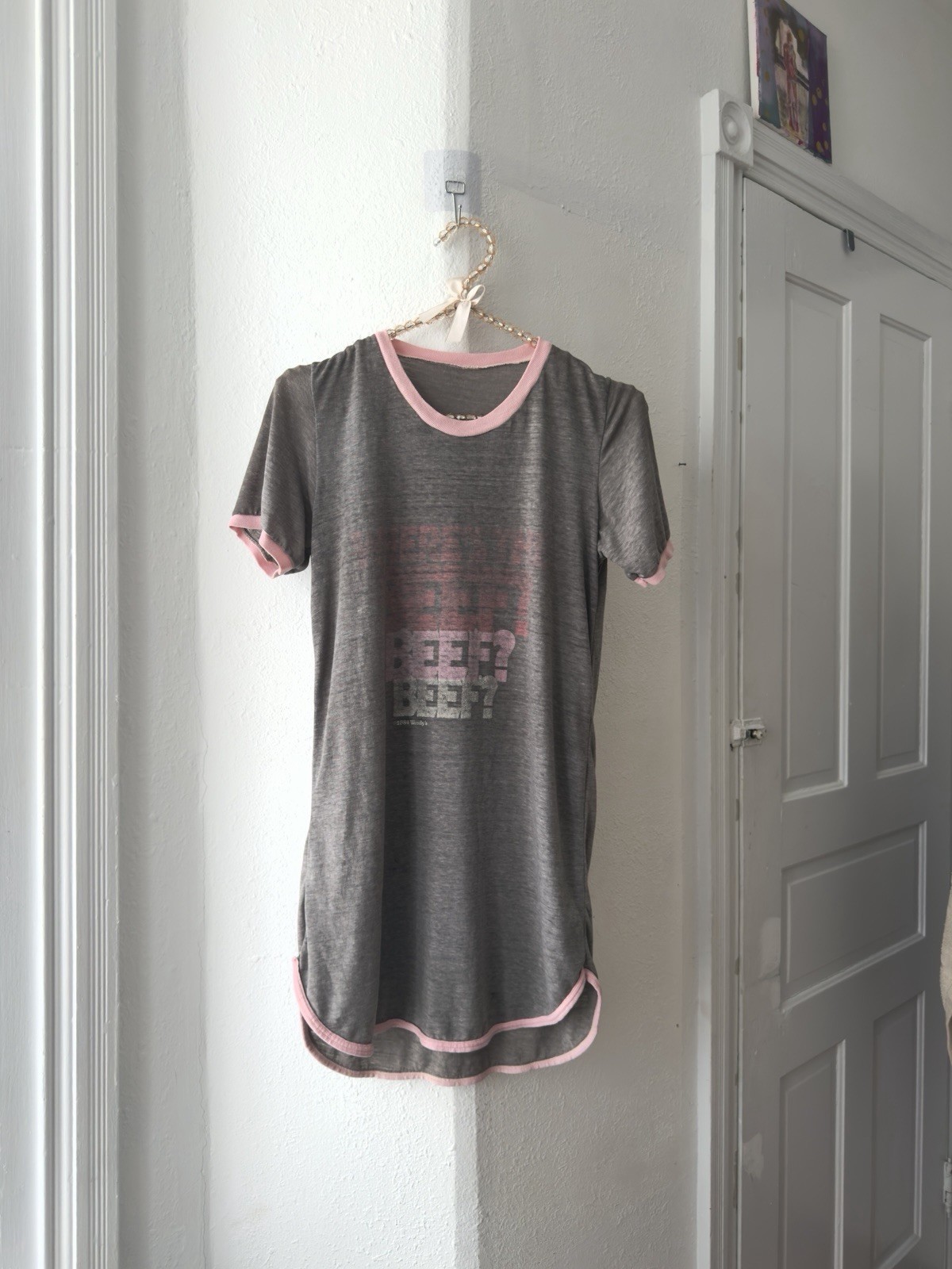 Vintage 80s Wendy’s Where’s the Beef pajama T-shirt dress gray w pink