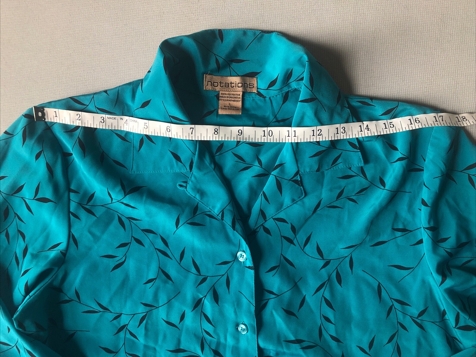 Vtg Notations L Silky Lightweight Turquoise Blue Relaxed Button Up Black Print