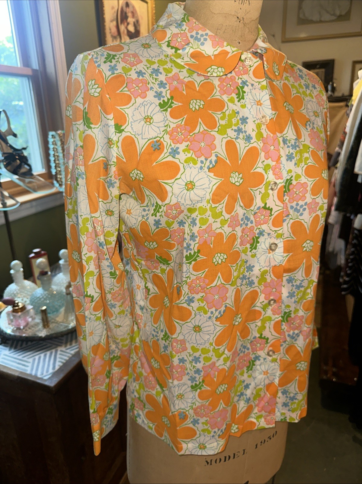 Vintage Ship 'n Shore Flower Power Blouse Orange Pink Green Floral Sz 34