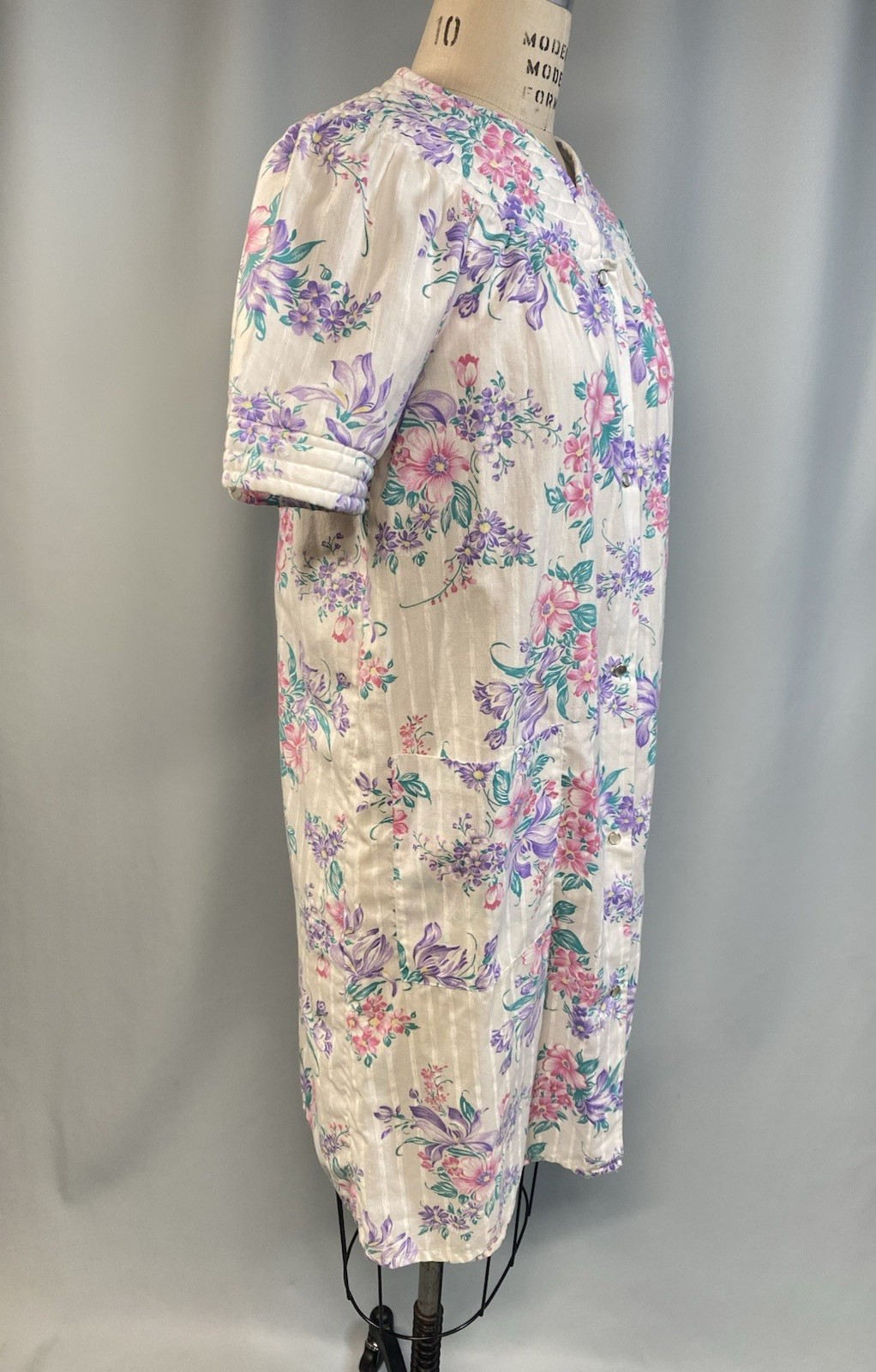 Vintage Nightgown house dress SIZE SMALL MEDIUM floral snap ROSAS CLOSET 80s 90s