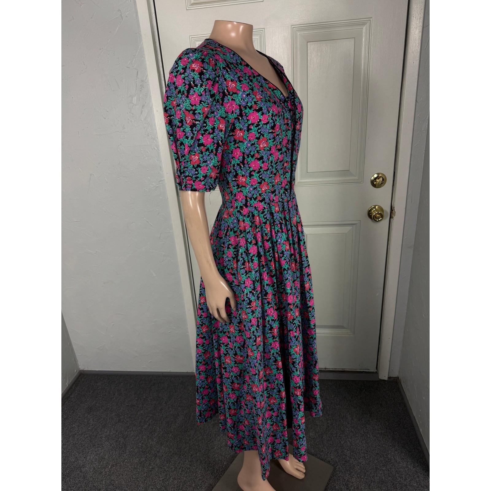 Vintage Laura Ashley Women’s Dress UK 12 US 10 Cotton Floral Button Zip J18