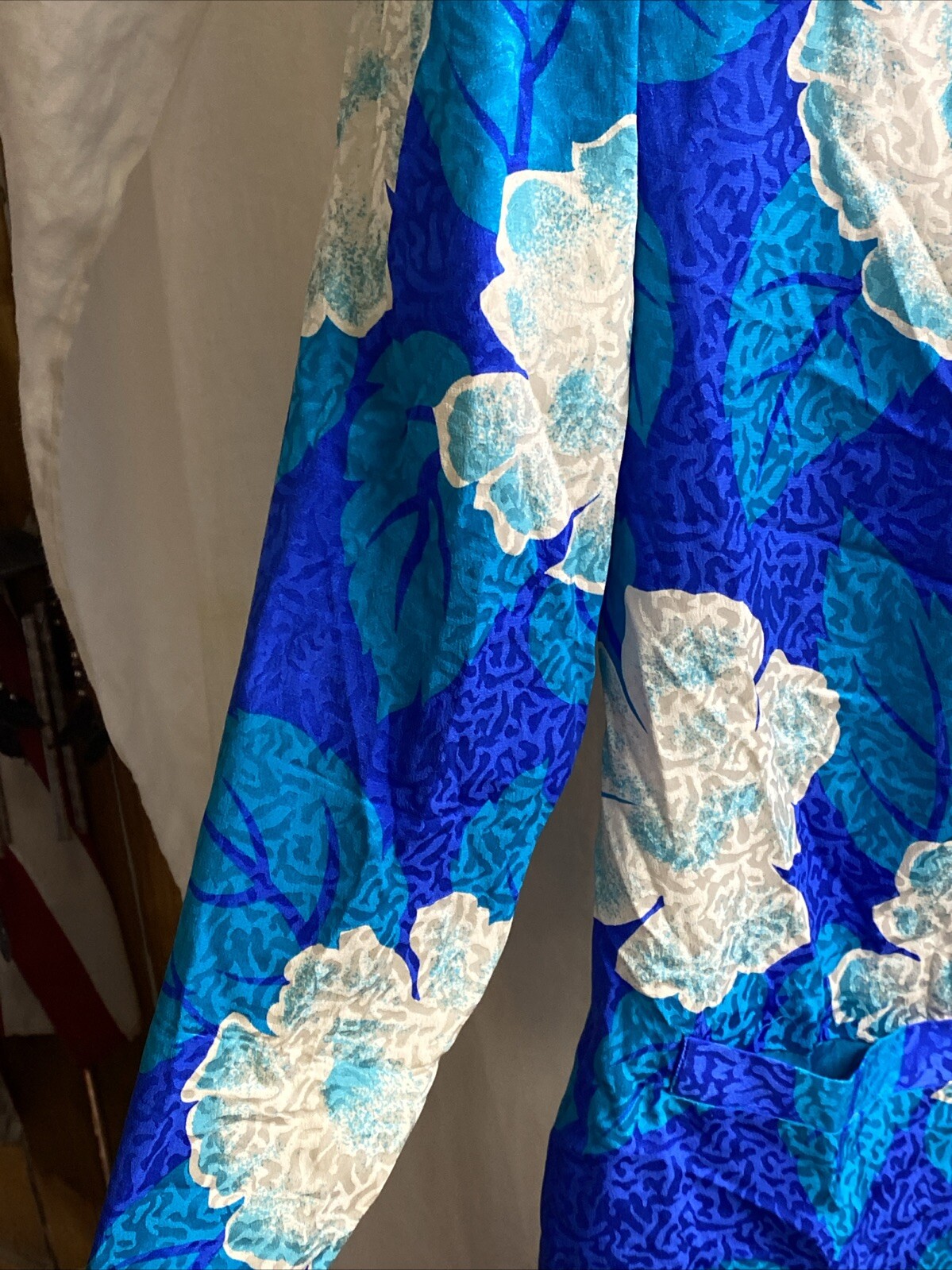 vintage 80s Bright Blue/white/aqua Blouse by S.I.L.K.S St Gillian size 12