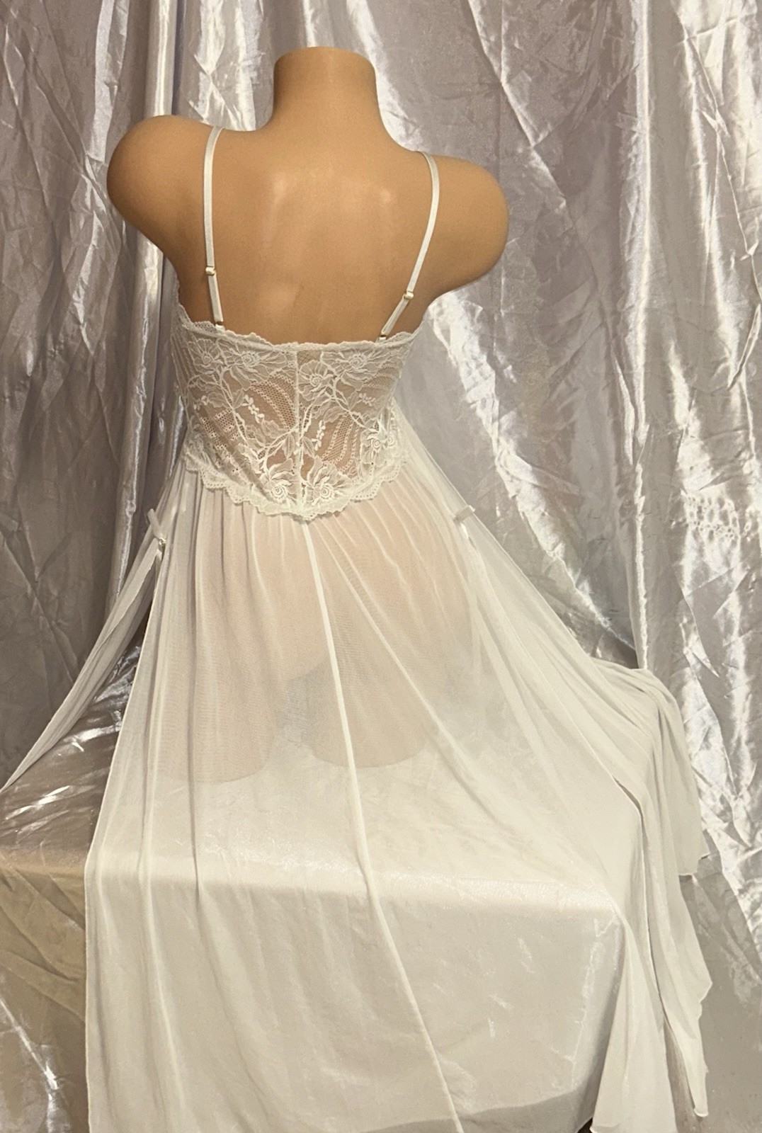White Silky Sheer Embroidery Shiny Trim Bows Side Slits Long Nightgown Womens M
