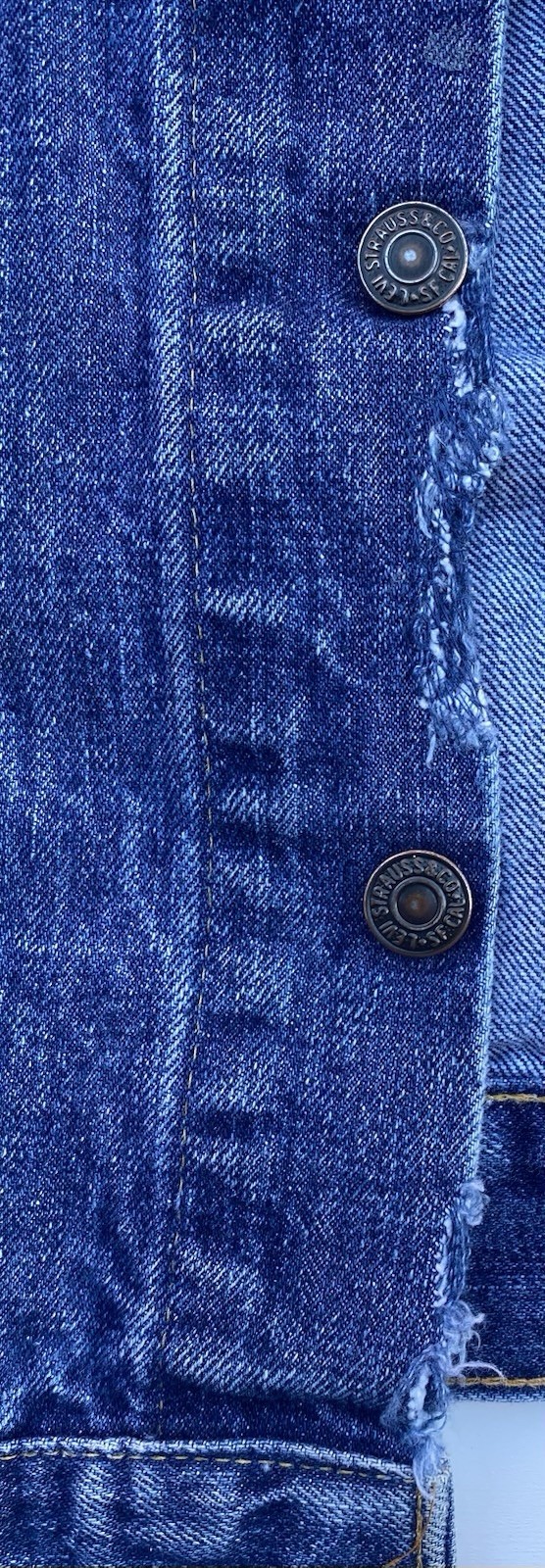 1970’s AUTHENTIC LEVI’s SMALL “e” VINTAGE INDIGO DENIM JACKET SIZE 46