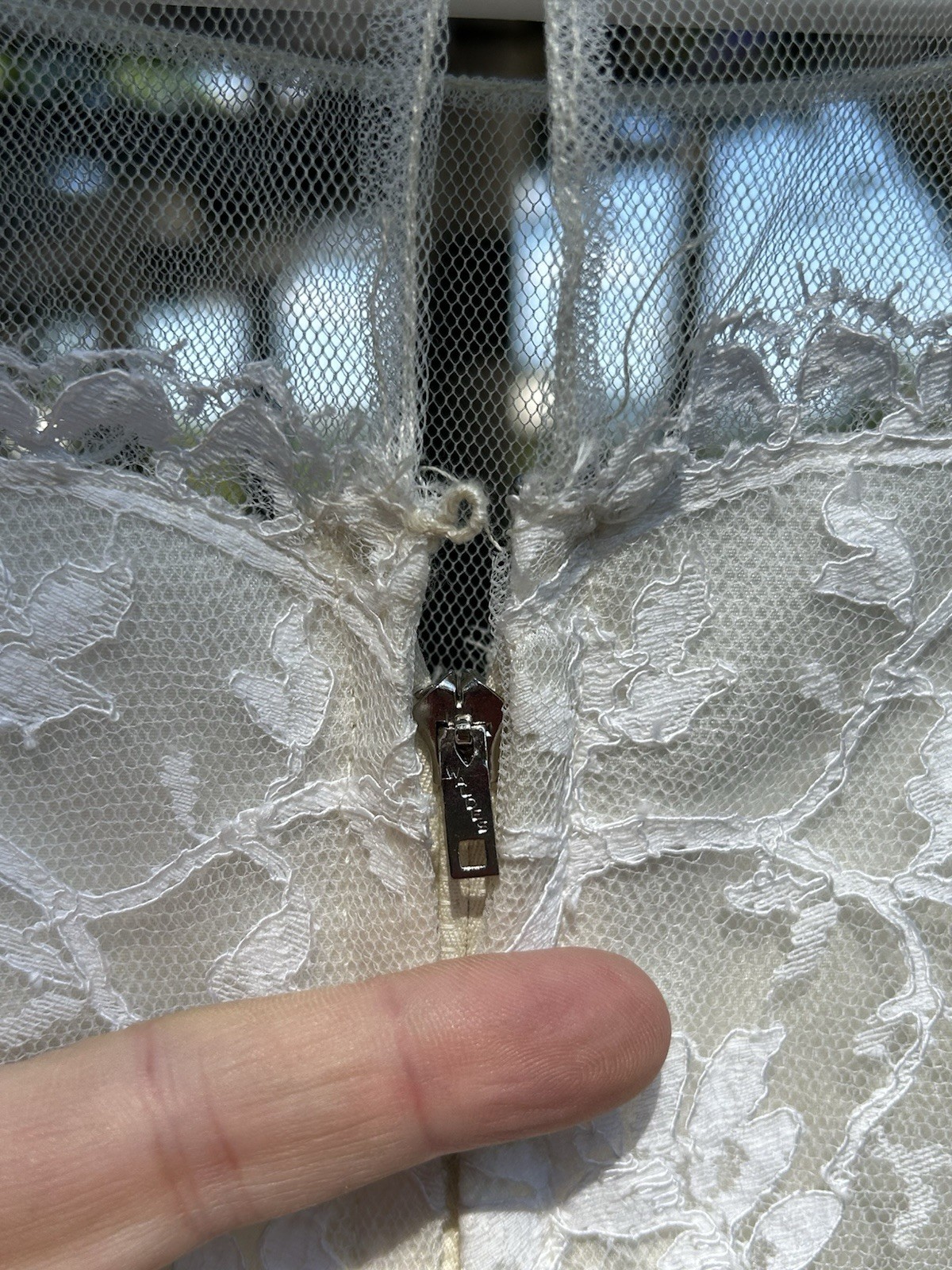 1950s Tea Length Wedding Dress w/ Vintage Tulle & Lace Bridal Cupcake Romantic S