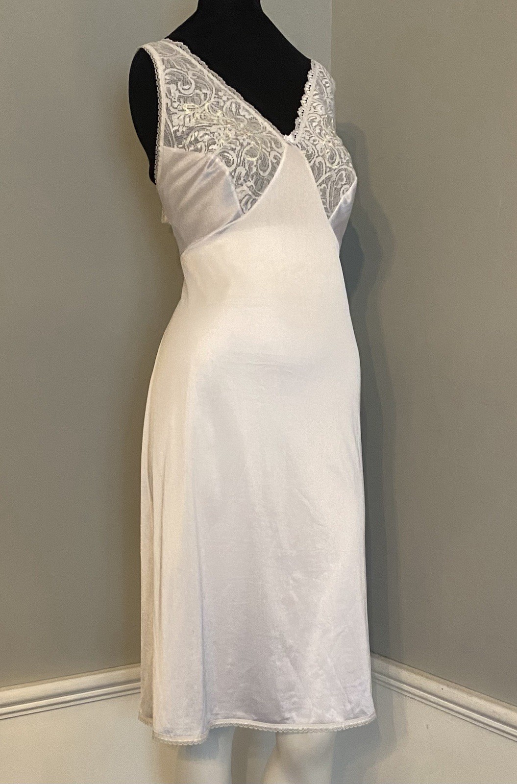 Vintage Silky White Satin Nylon and Lace Bust Full Slip Lingerie Size 38 V-Neck