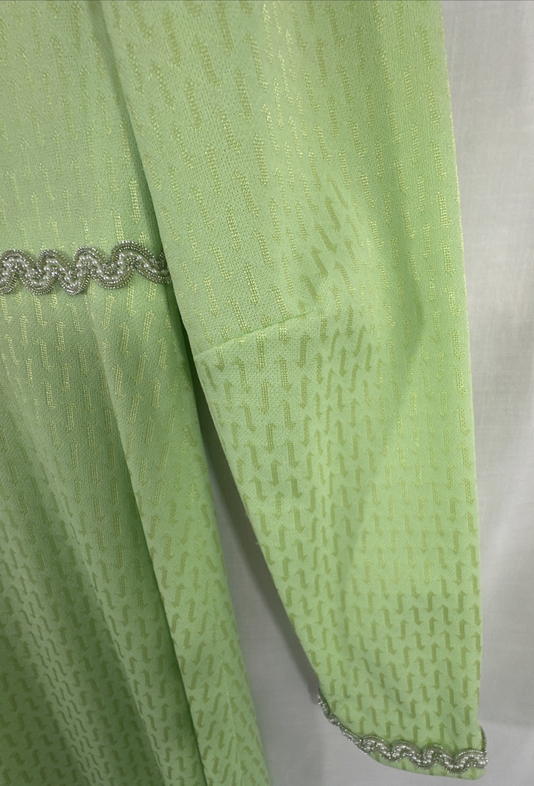 Vtg 60s Maxi Dress Empire Waist Green W/Gold Jacquard Beaded Trim 34″ Bust S 6/8