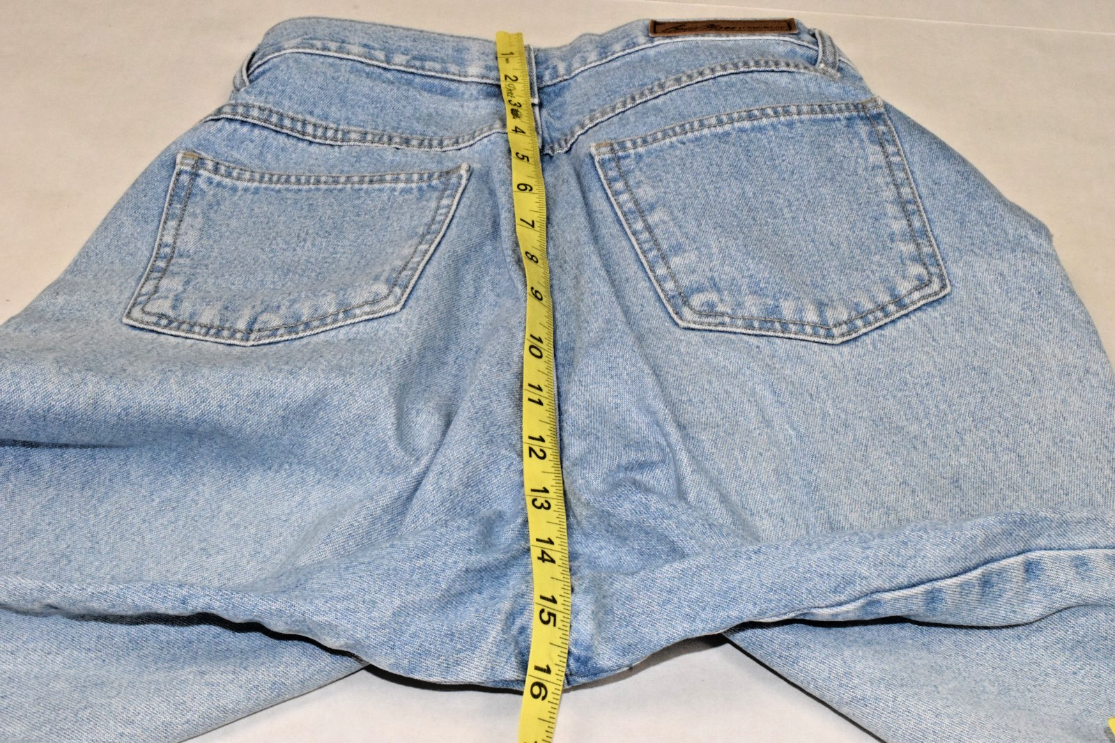 Vintage Jeans Bill Blass Petite Easy Fit Capri Size 8 90s Blue High Waist Taper