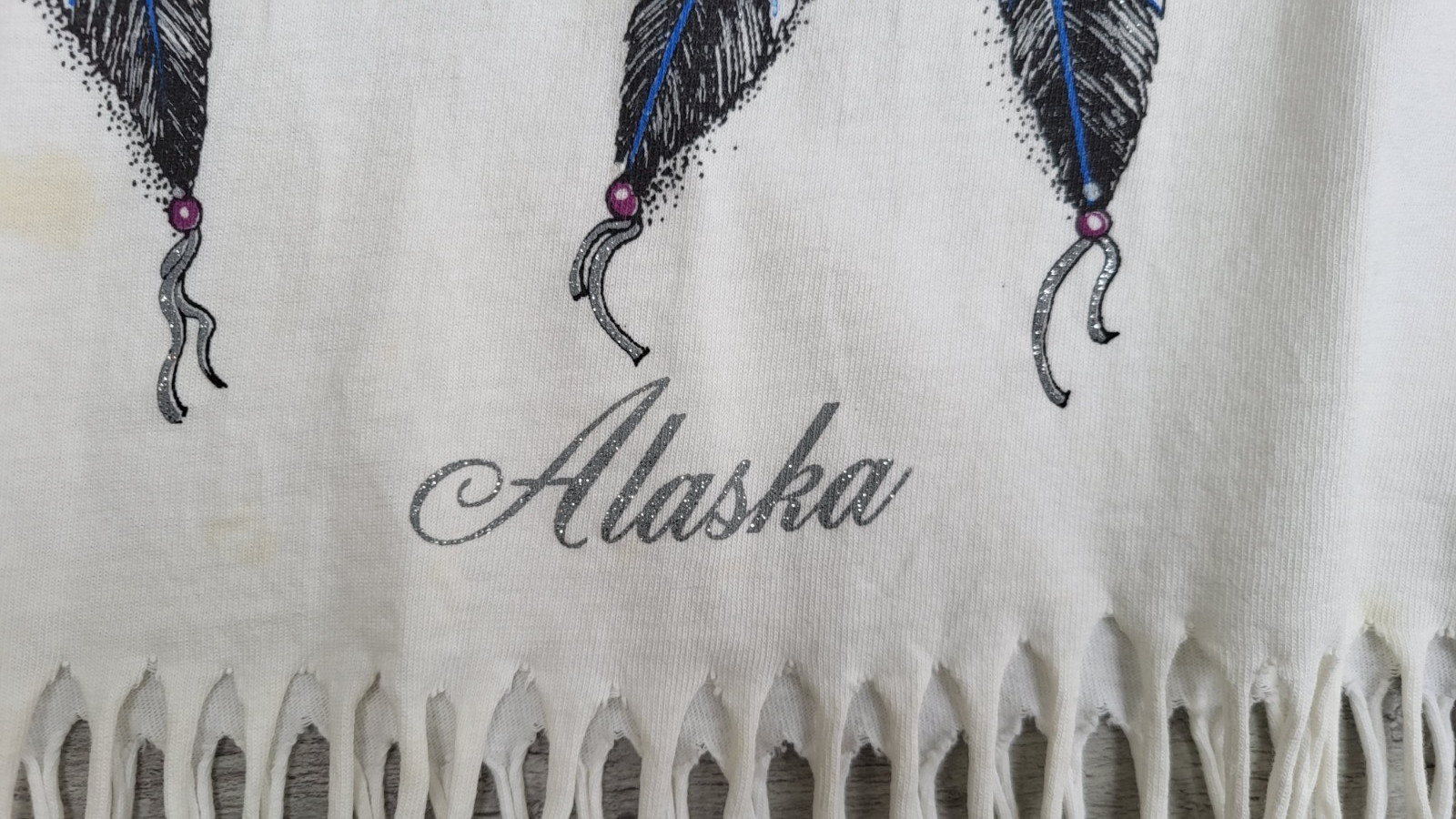 Vtg 80’s Native American Wolf Glitter Feather Alaska Fringe T Shirt – Sz M/L *B6