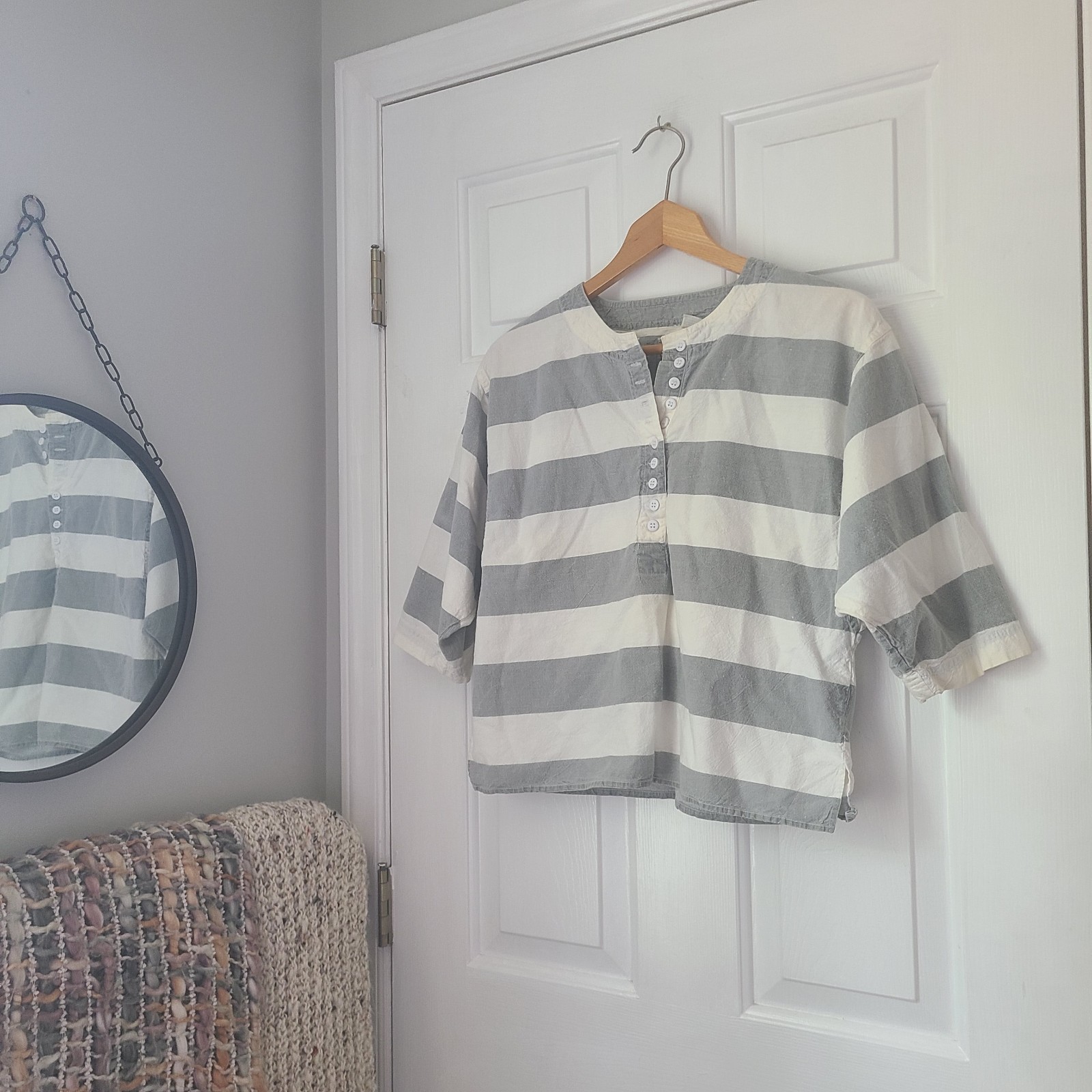 Vtg 80’s Bold Stripe Henley Button Top Sz S Grey Grunge Skate Surf Casual 1983