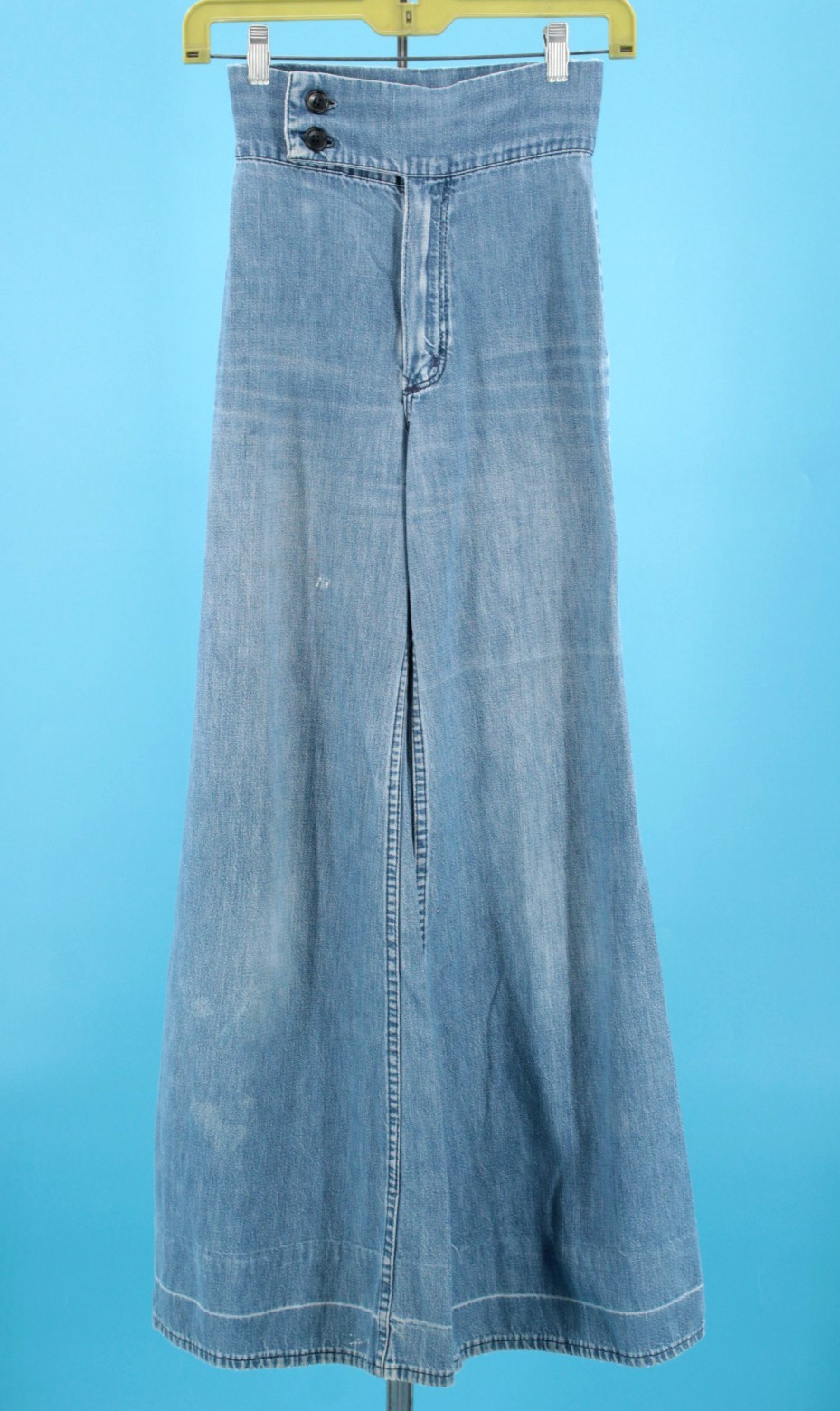 VTG Women’s 70s Wrangler High Waist Band Denim Bell Bottom Jeans XXS / Sz 23″