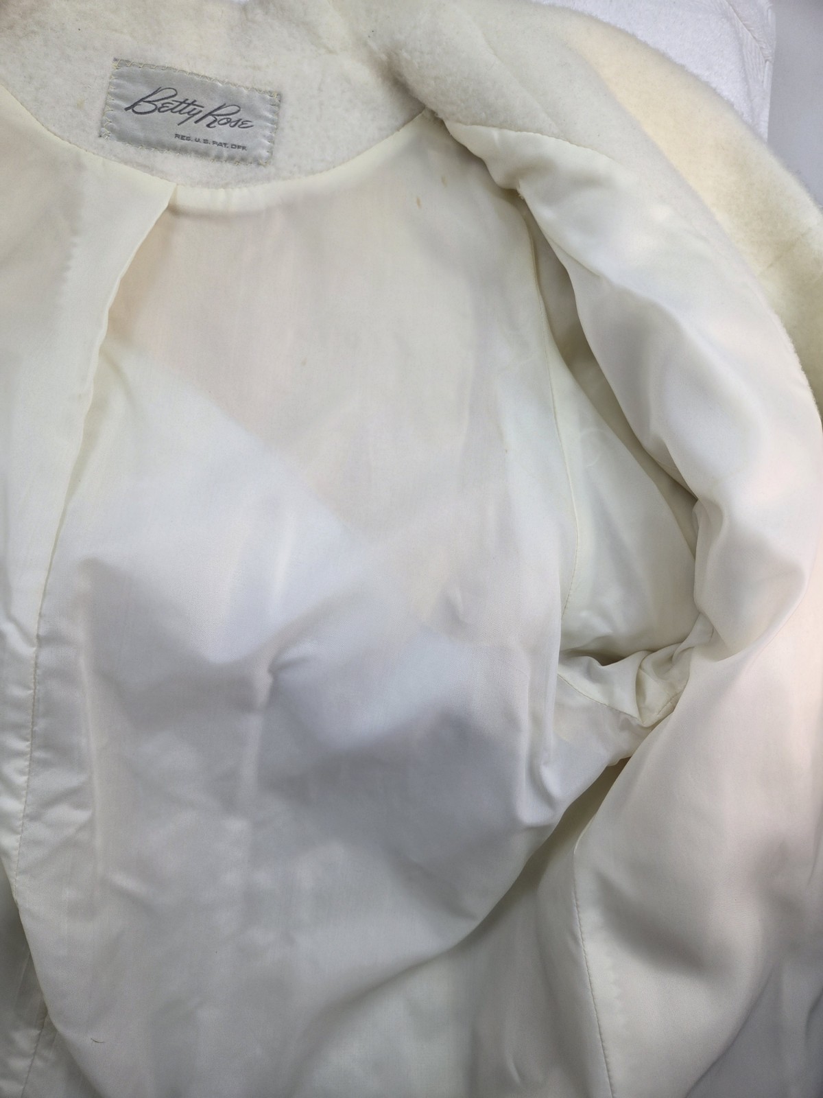 Vintage Betty Rose White Wool Bouclé Coat 3 Buttons Mid Century 1960s