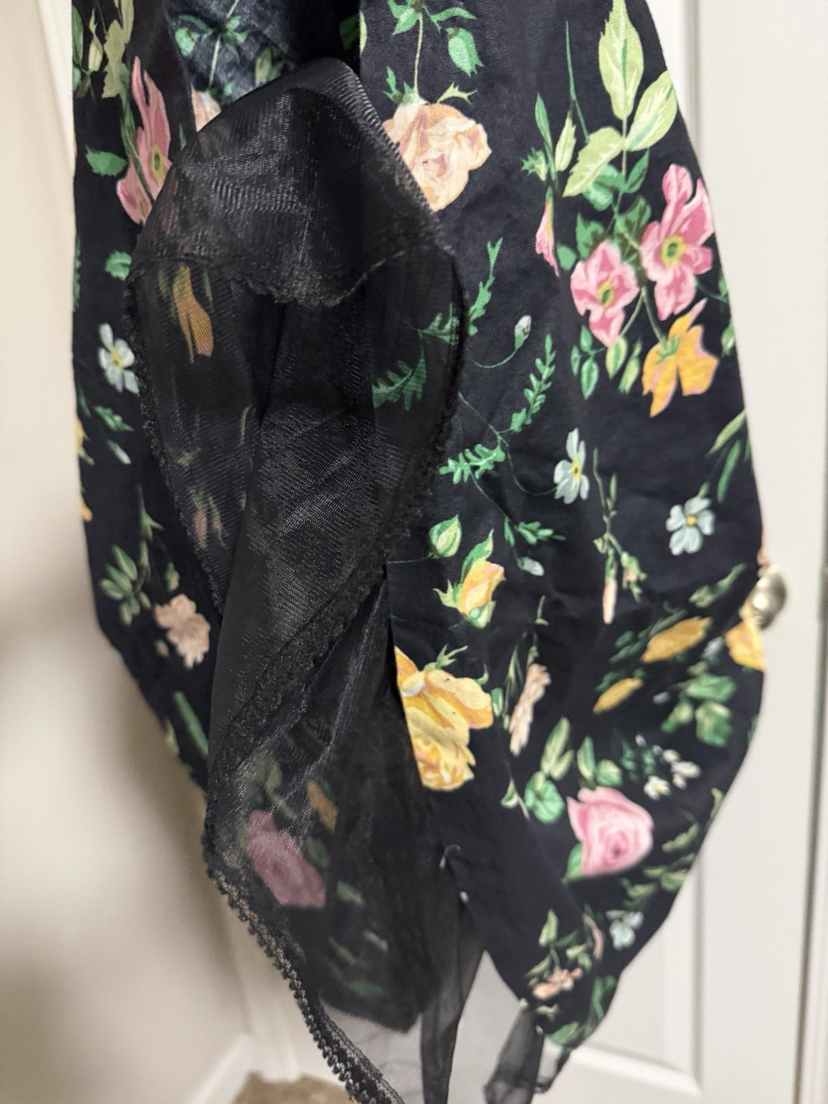 Vintage 80s Cottage Core Black Floral Prom Party Dress Gilbert-Pavell Size 4