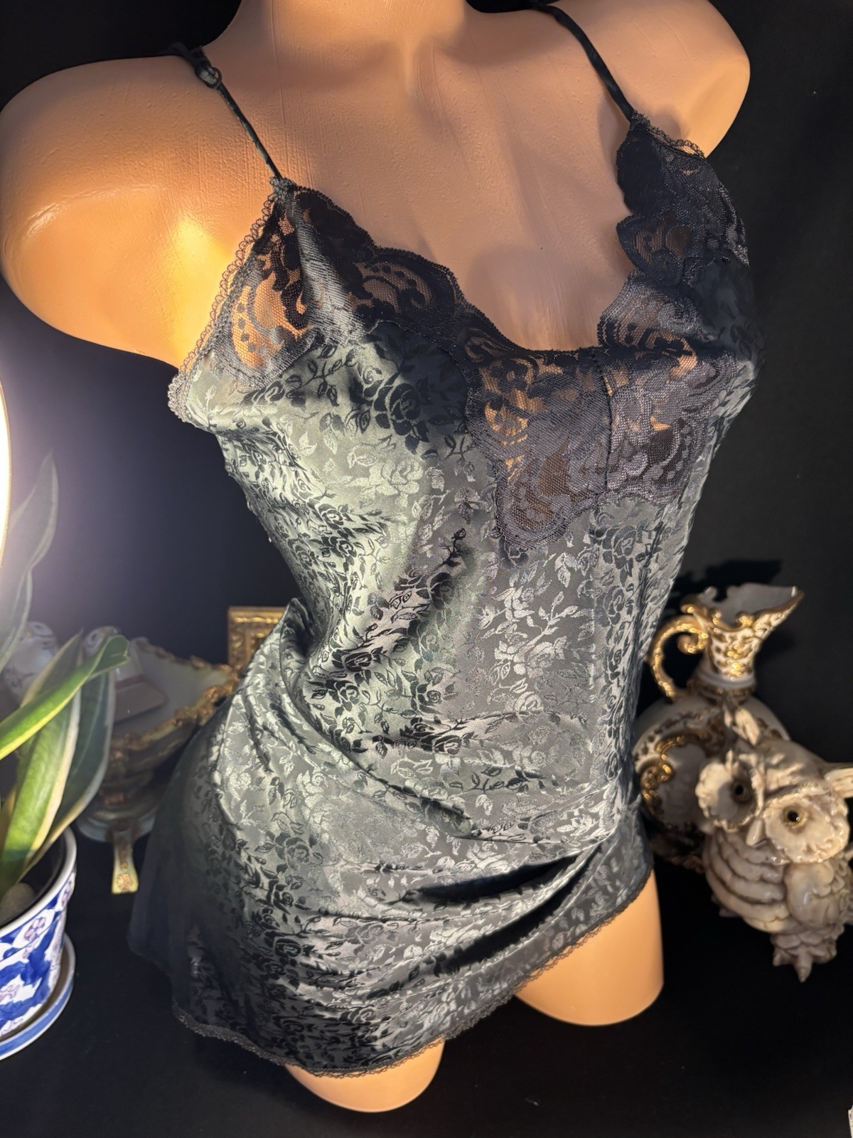 Vtg Satin Shiny Jet Black Nightie Babydoll Gown share Chantilly lace nightgown