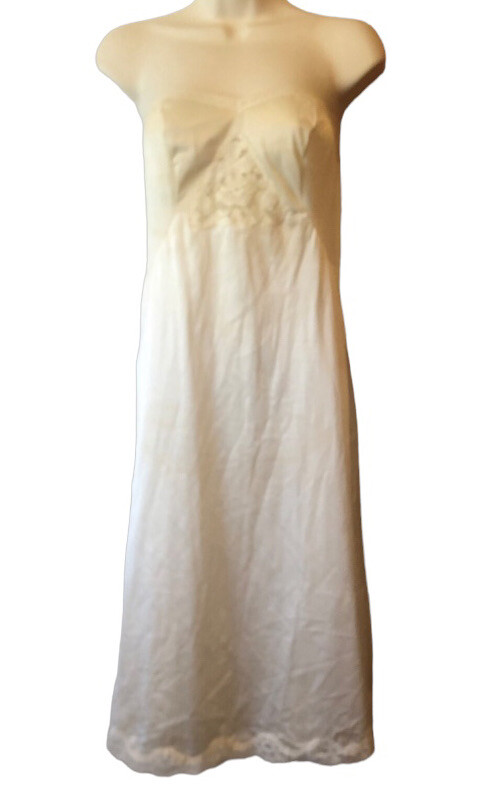 Vtg Lace Sears Doesn’t Slip 34 Beige Nylon Strapless Dress Lingerie Anti Cling
