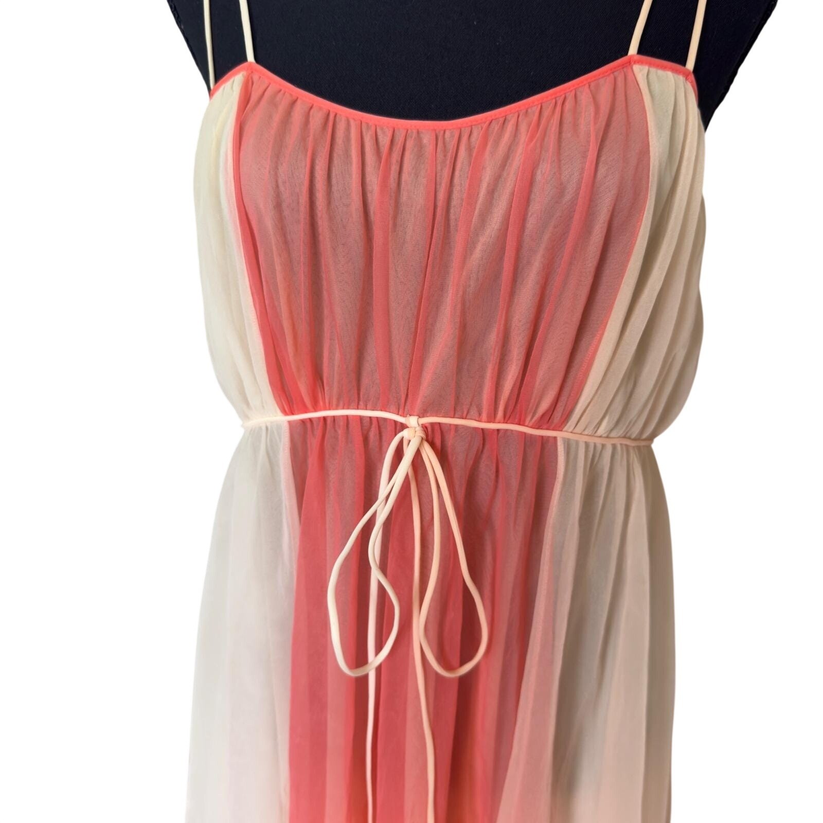 VTG 1950’s Original Vanity Fair Coral/Light Pink Sheer Nylon Size 36 Night Gown