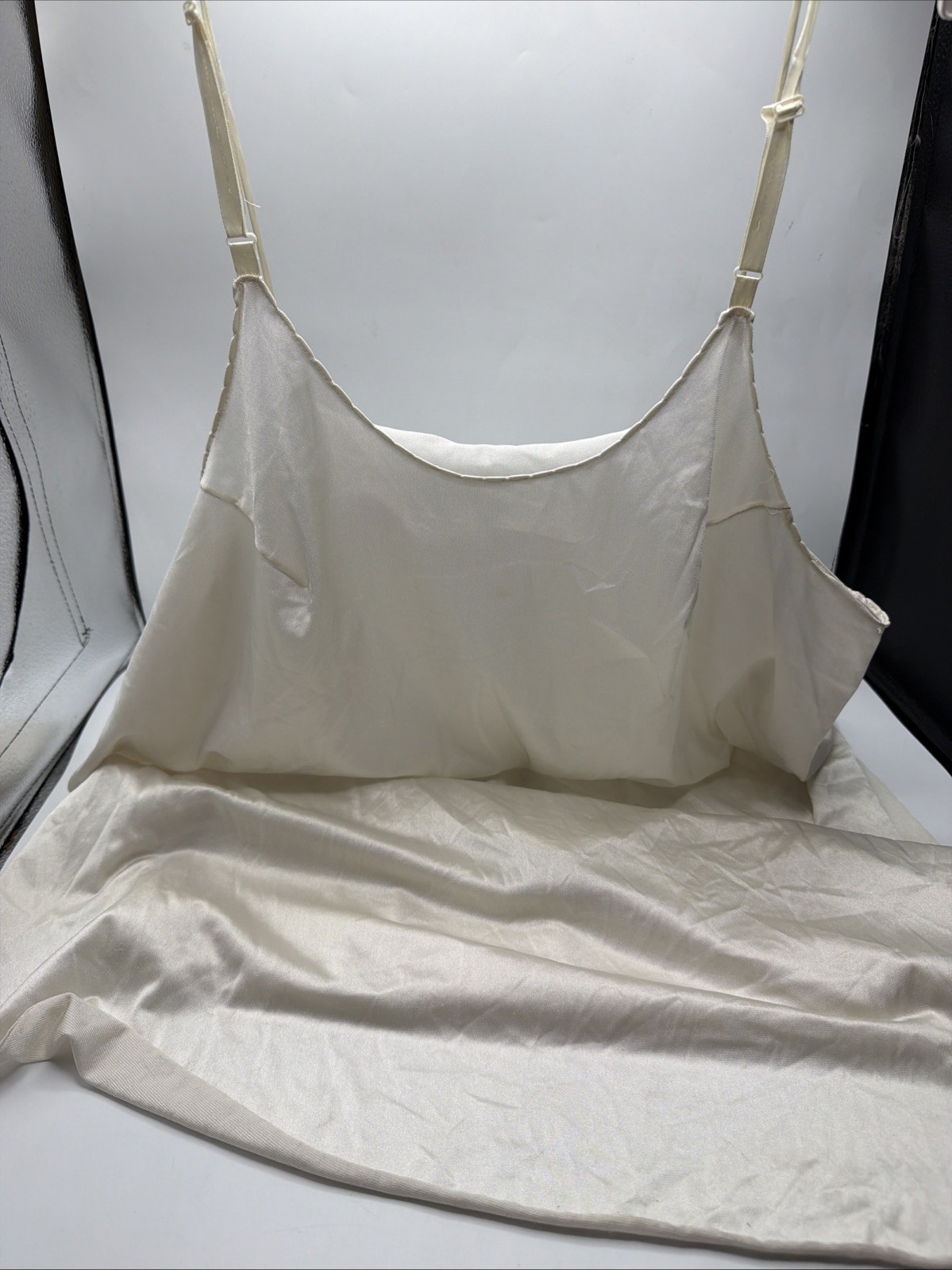 5 VTG Plus Sized Slip Dress Bust 40-46″ Silkie Material Detailed