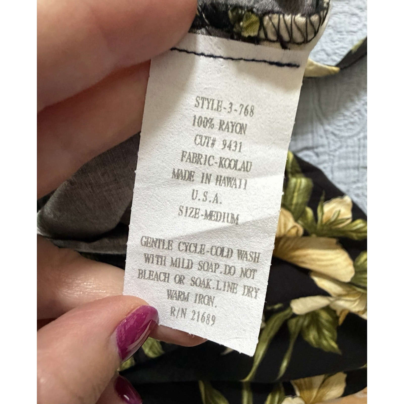 Iolani Hawaii Vintage 80s 90s Cream Black Yellow Floral Hibiscus Print Dress M