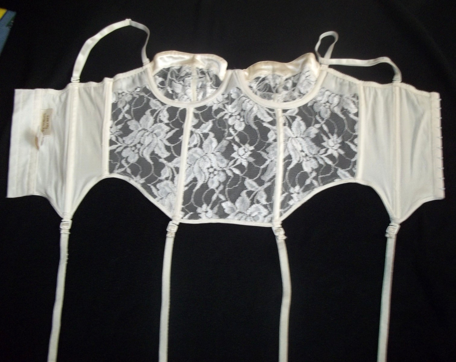 Victoria’s Secret 80s Gold Label Ivory Lace Corset Bustier Bra Top sz 36B