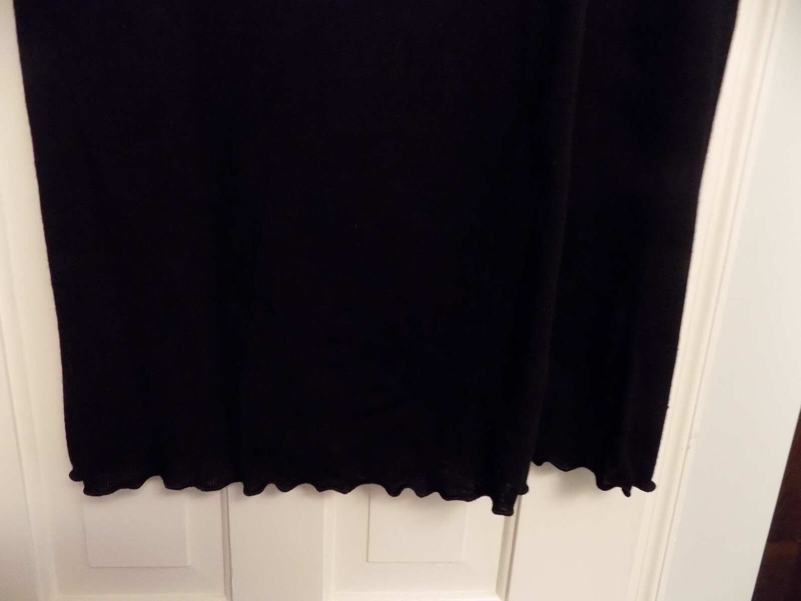 Vtg Mrs H Winter 2 pc knit skirt Embroidered Long Sleeves Gathered Neck Top sz L