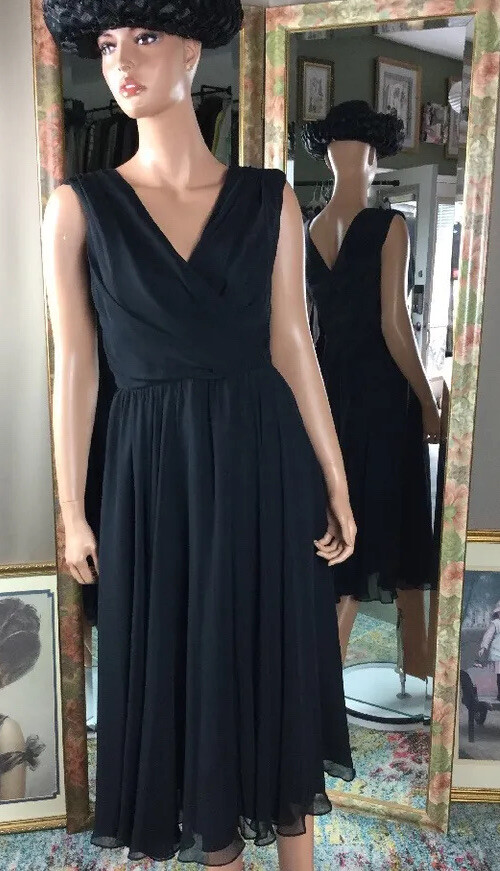 Vintage Peter Chin Classic LBD sz 10 Double Skirt Feminine Sleeveless