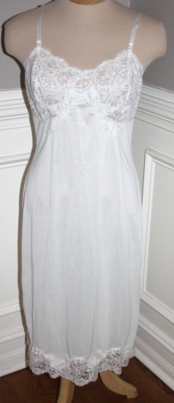 Vintage Wondermaid Full Slip Size M/L 34 2940 ivory lace nightgown bridal sexy