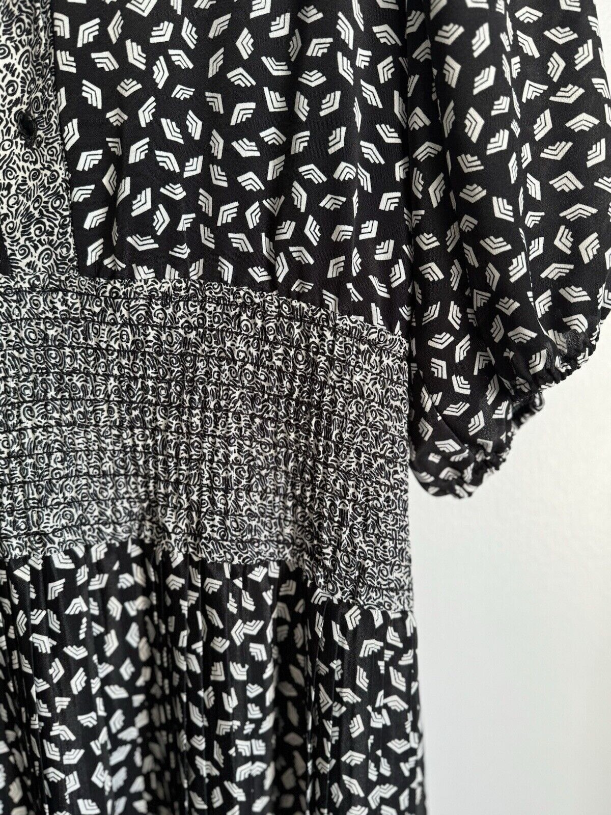 VTG Susan Freis Womens Large Smocked Waist Dress Mixed Print Puff Sleeve Cottage