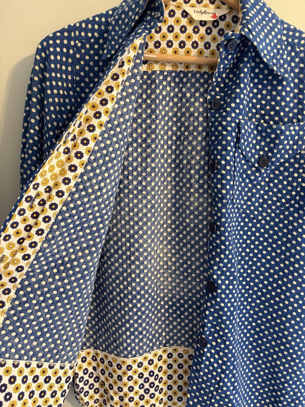 Lady Arrow Vintage Shirt Top Blouse Polka Dots Floral Trim Excellent Seersucker