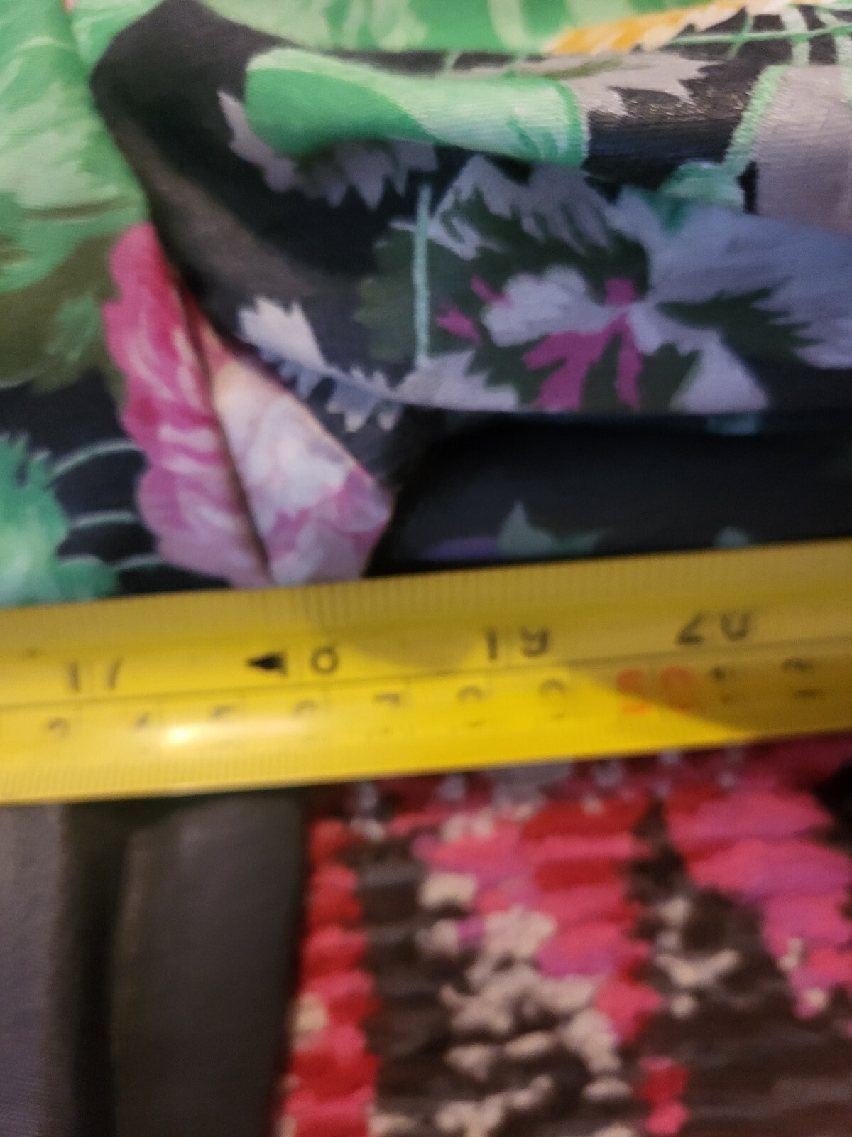 Vintage 1980s 1990s Kathy J women 14 black floral pink roses party dress Garden