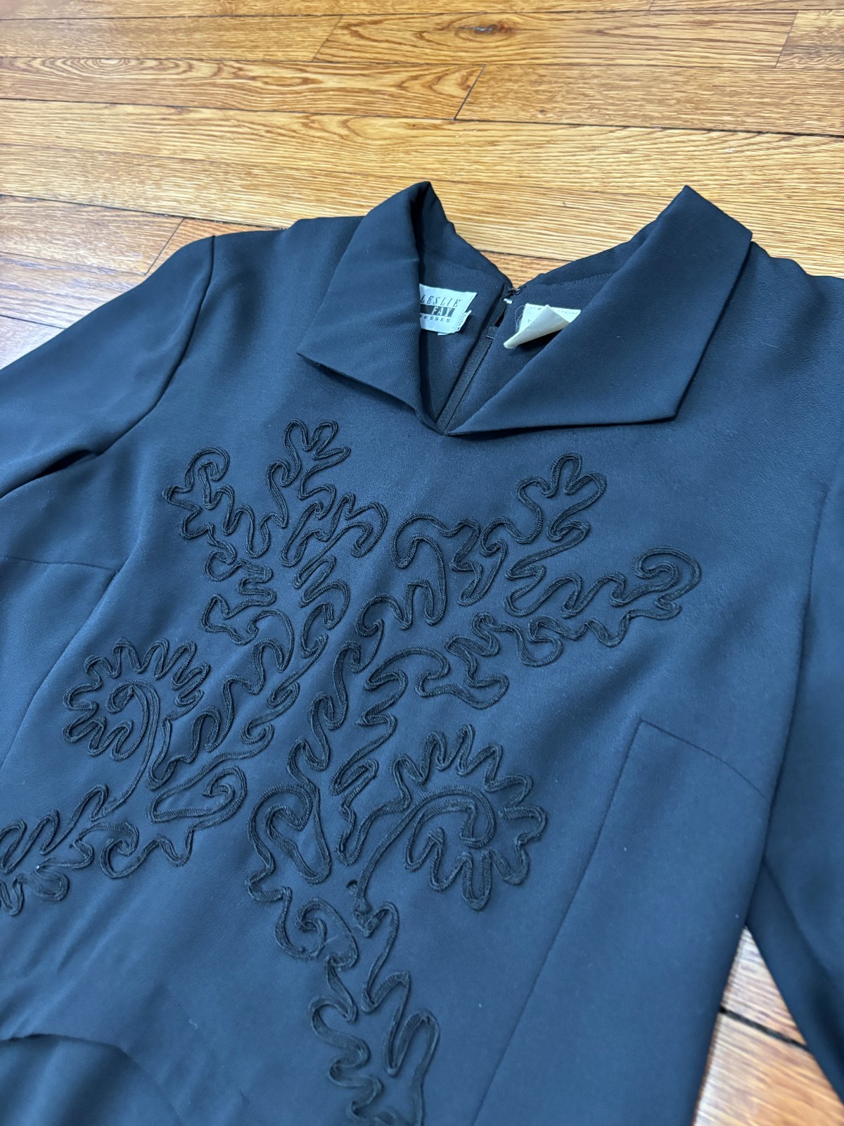 Vintage Leslie Fay Womens Dress Sz 12 Black Long Sleeve Modest Embroidered Belt