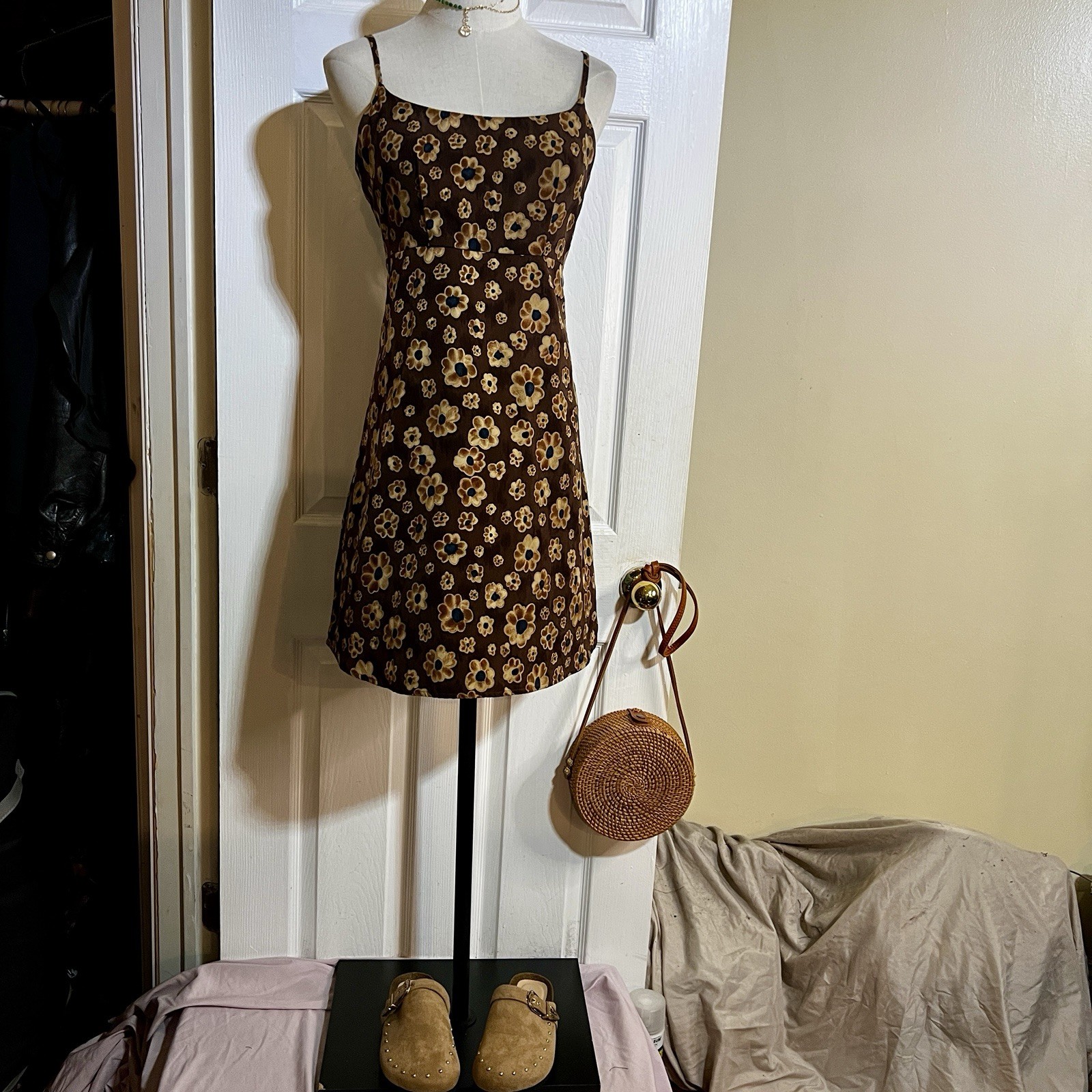 Vtg 60s-70s Wms Brown Black Sunflower Babydoll Mod Shift Retro Mini Dress M