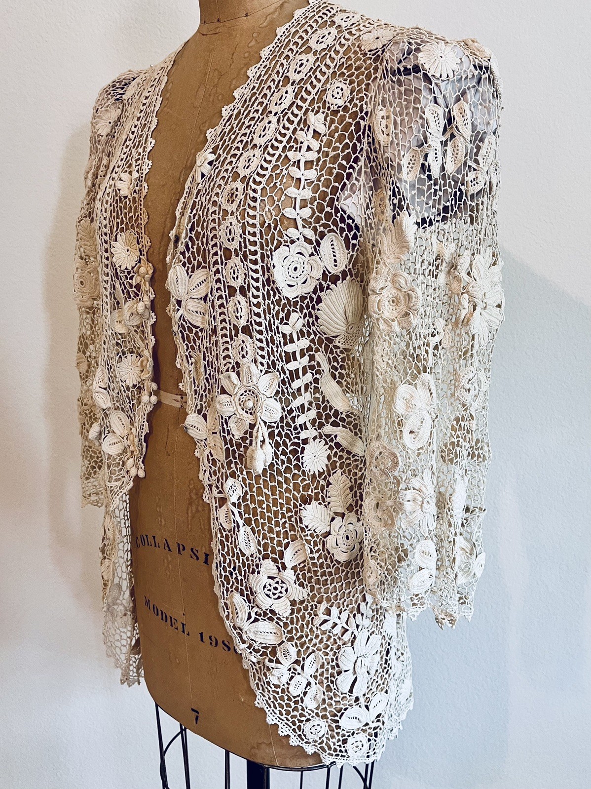 Antique Vctorian / Edwardian Croceted Irish Lace Jacket Handcrafted Floral Motif