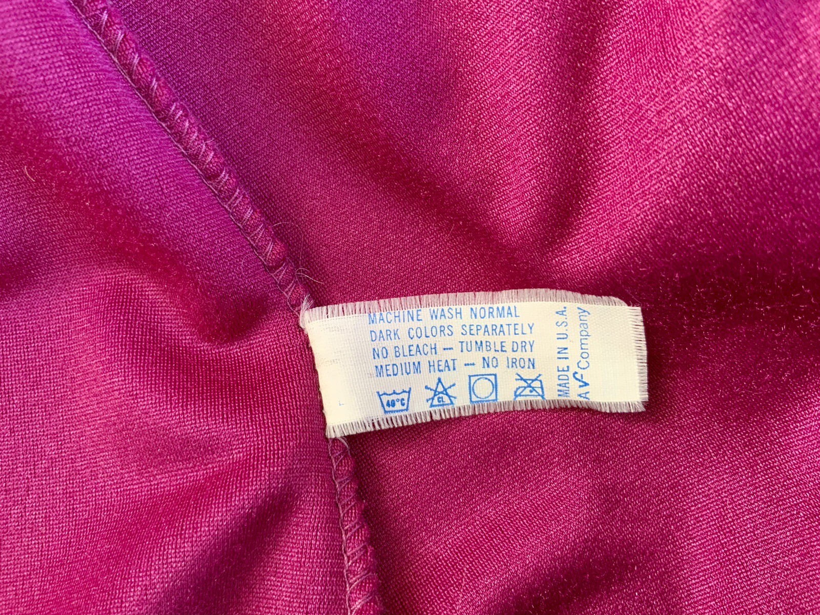 VANITY FAIR LONG FLEECE ROBE HOUSE COAT SZ 12 Fuscia Plum Side Pockets Tie Belt