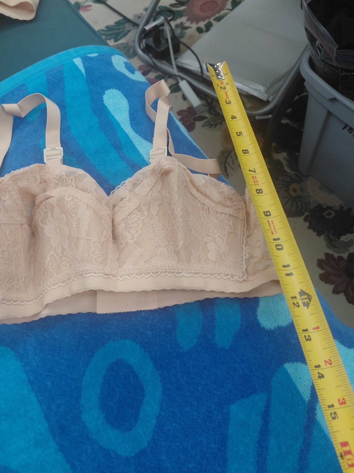 Vintage Lady Cameo Lingerie Bra Size 30DD