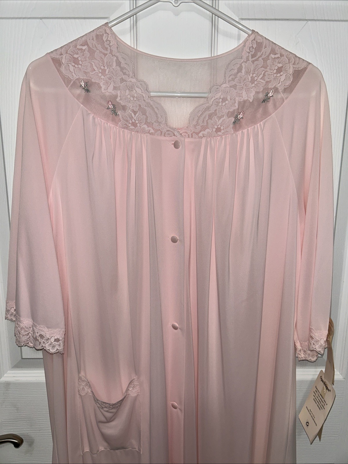 Vtg Shadowline Nylon Button Down Robe, Light Pink Embroidered Roses, Med, NWT